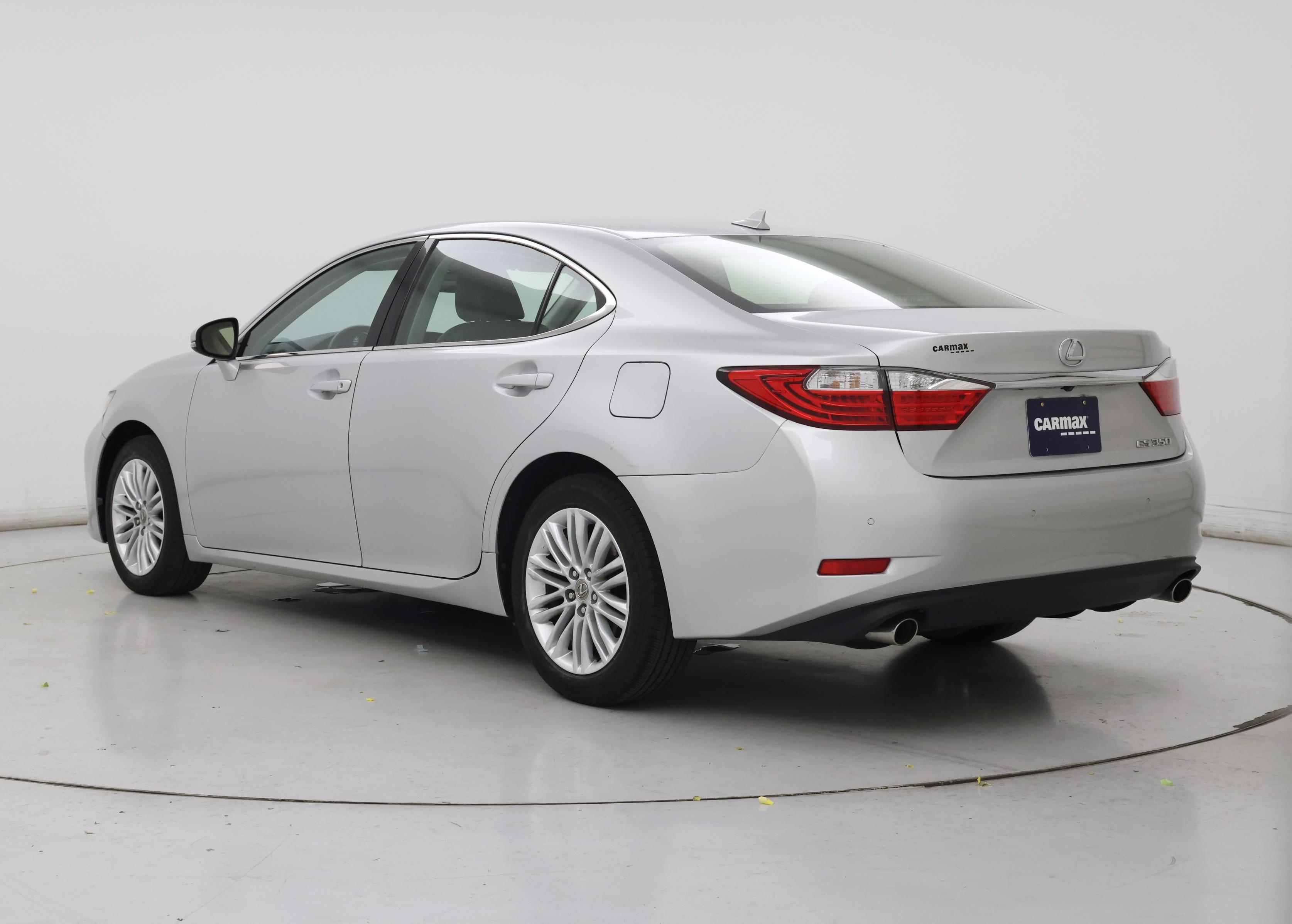 Thumbnail: 2014 Lexus ES - 2
