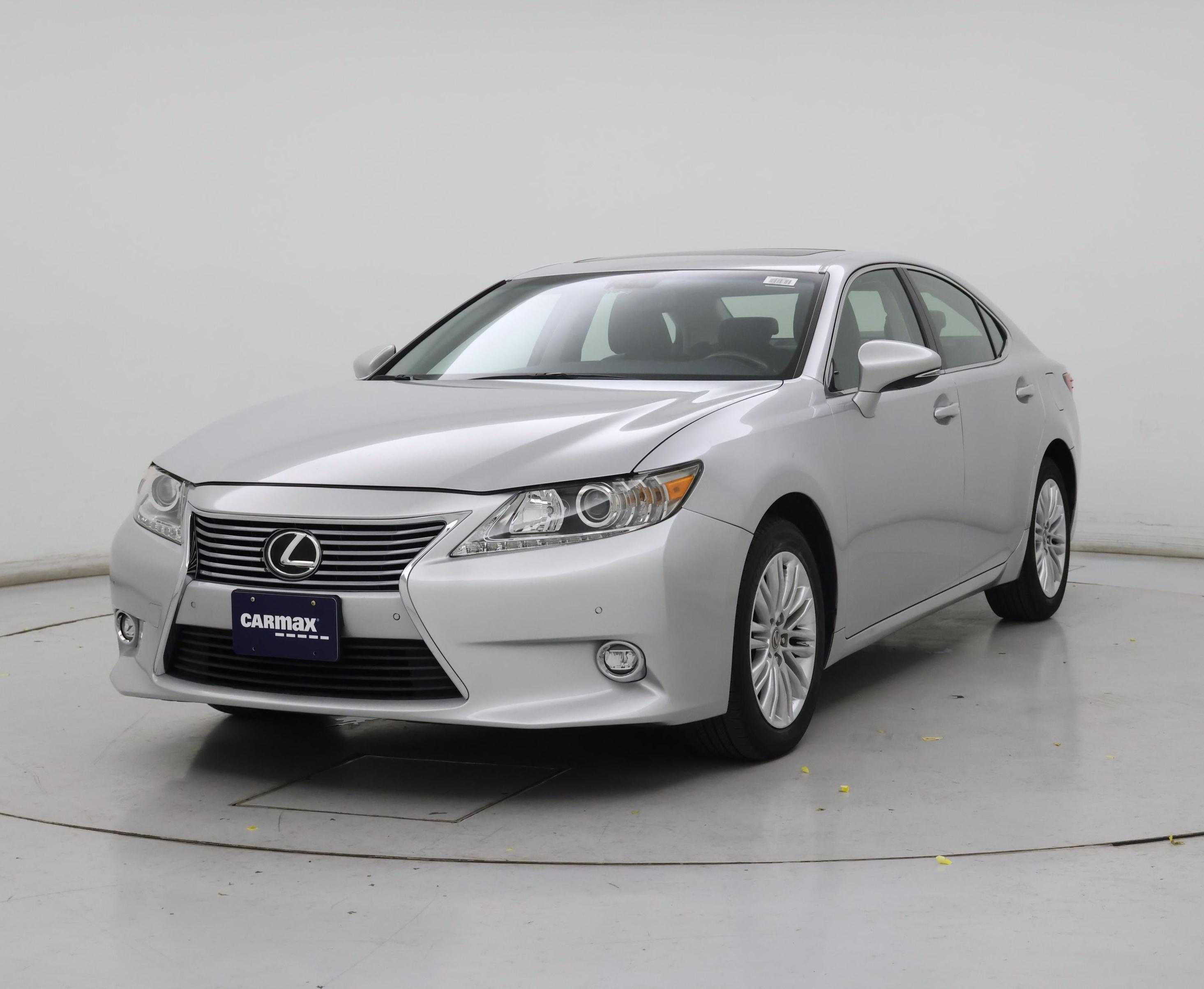 Thumbnail: 2014 Lexus ES - 4