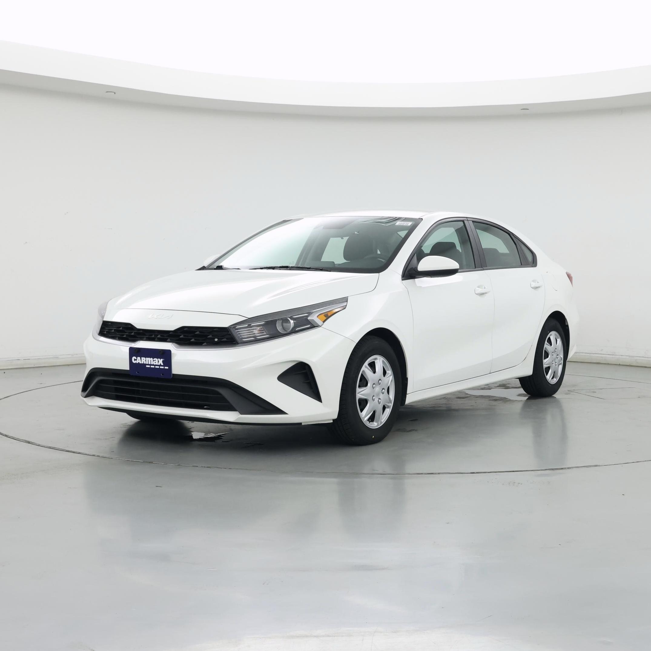 Thumbnail: 2022 Kia Forte - 4