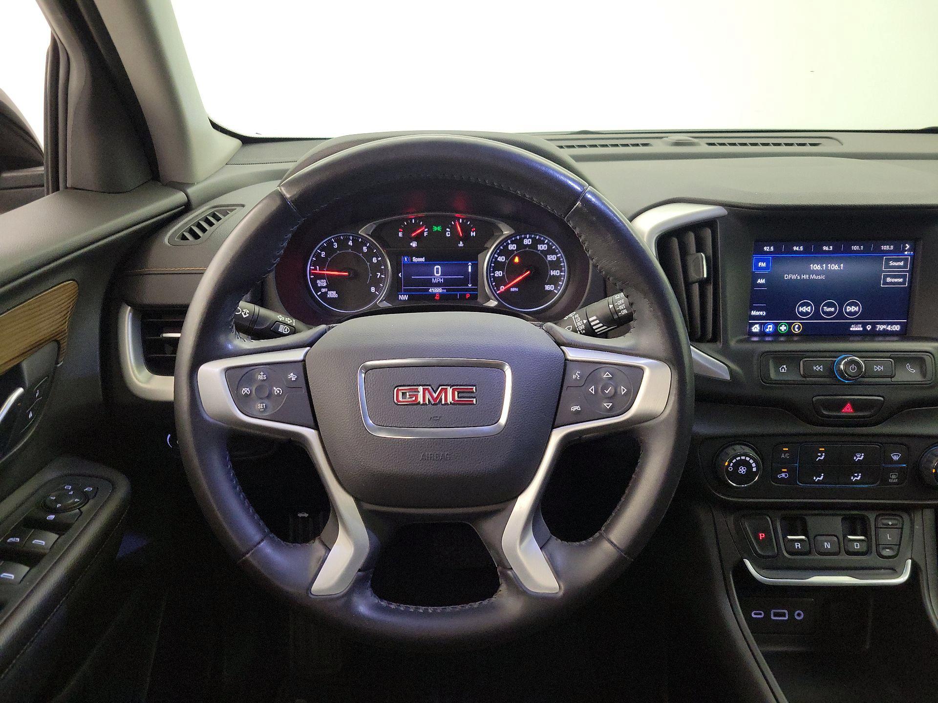 Thumbnail: 2020 GMC Terrain - 10