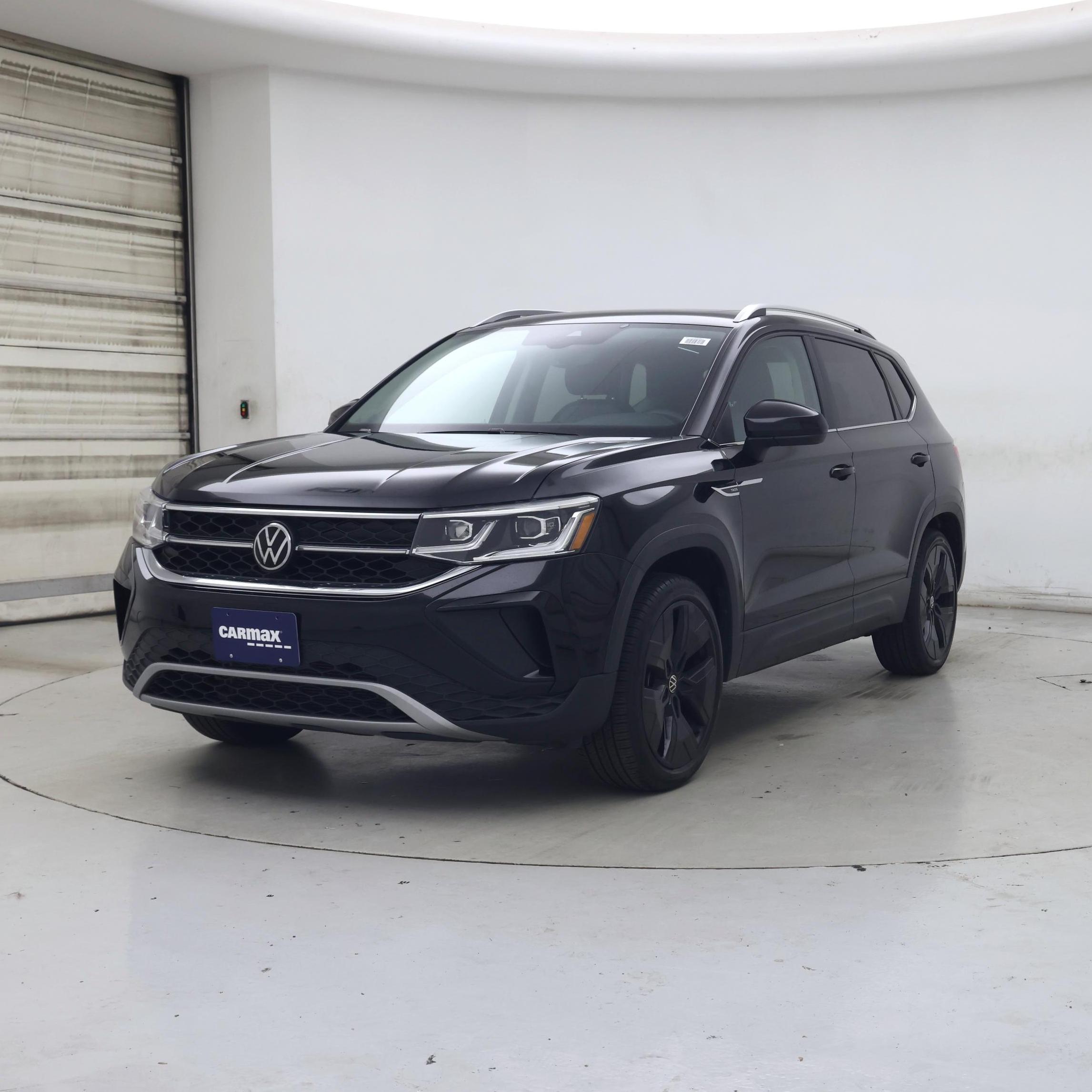Thumbnail: 2022 Volkswagen Taos - 4