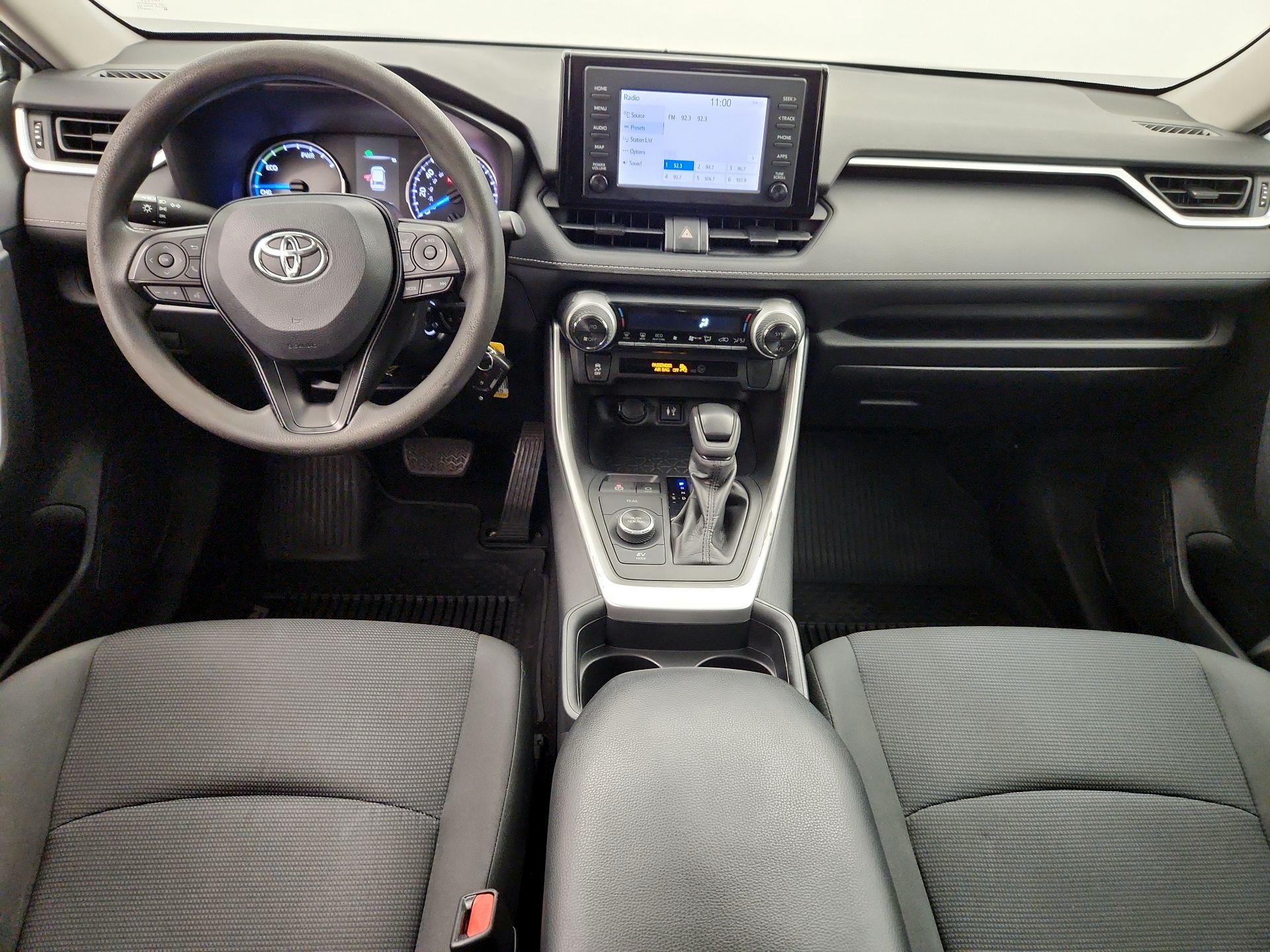 Thumbnail: 2019 Toyota RAV4 - 9