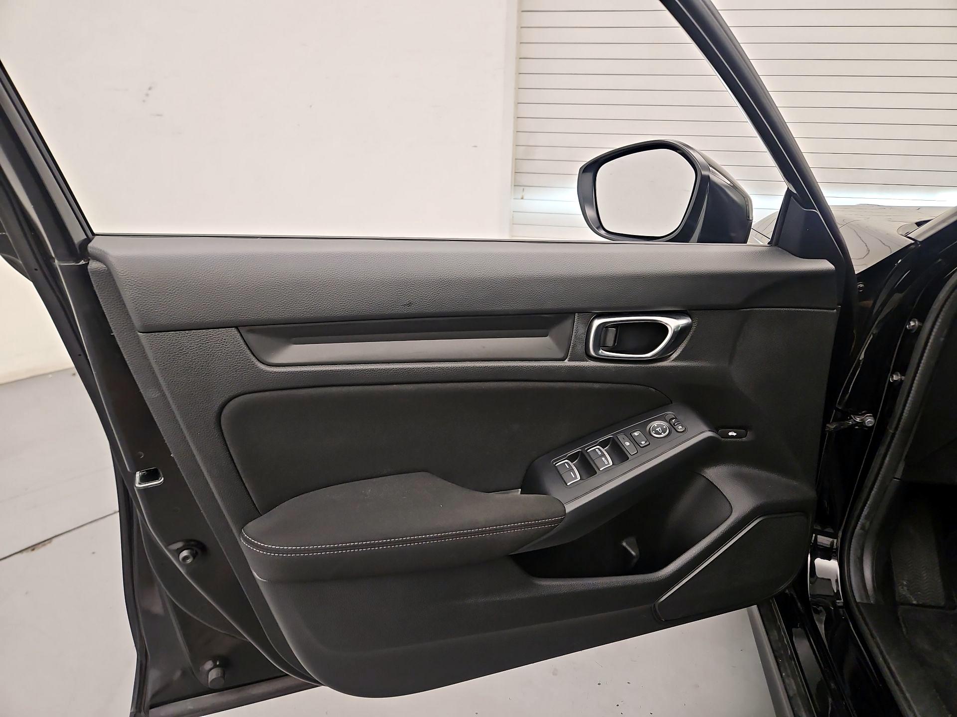 Thumbnail: 2024 Honda Civic - 10