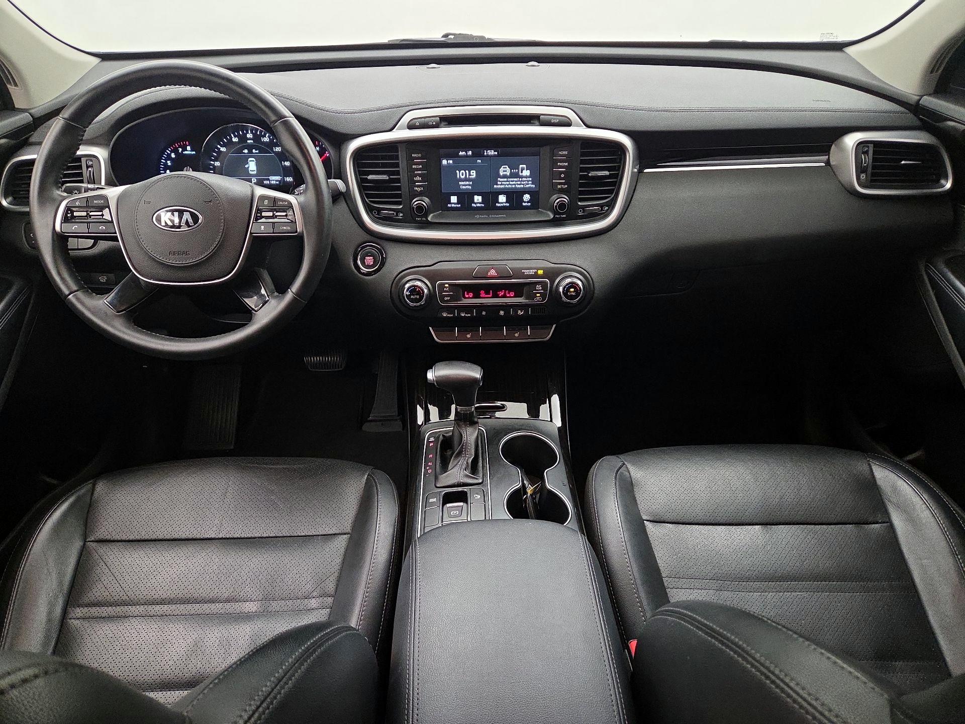 Thumbnail: 2019 Kia Sorento - 9