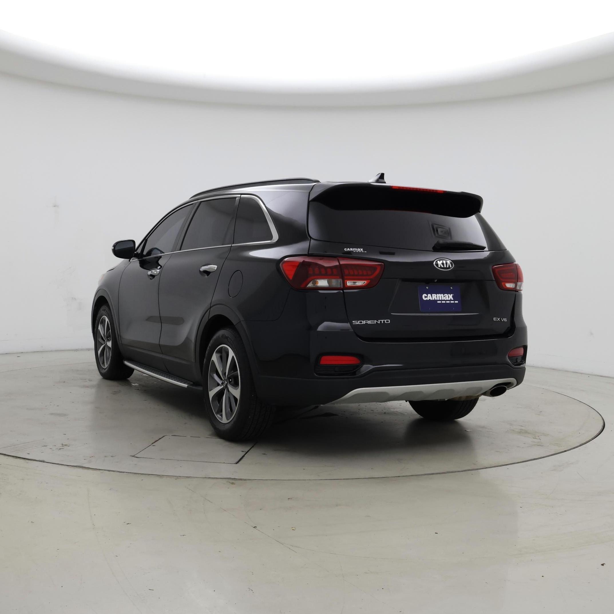 Thumbnail: 2019 Kia Sorento - 2