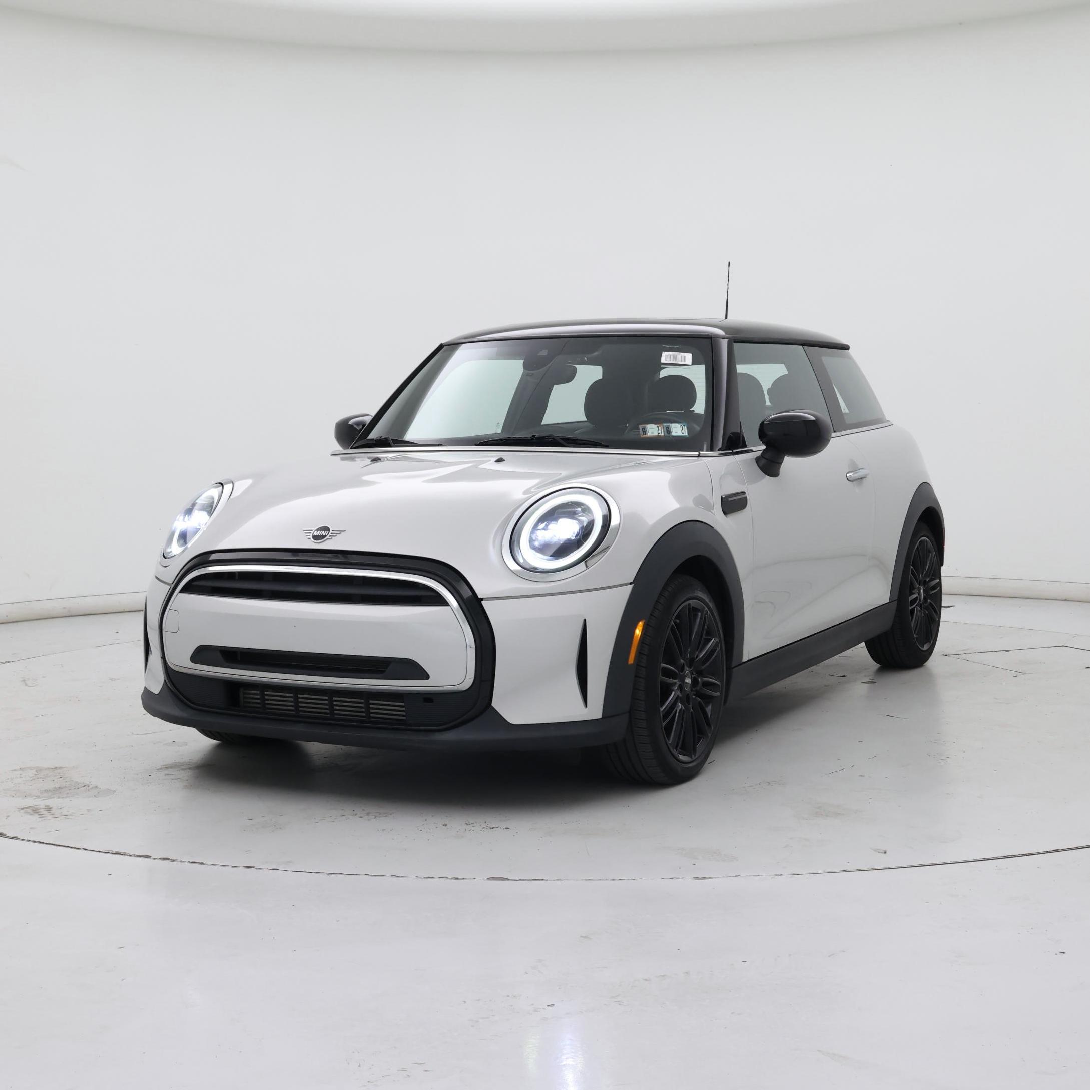Thumbnail: 2022 MINI Cooper Hardtop - 4