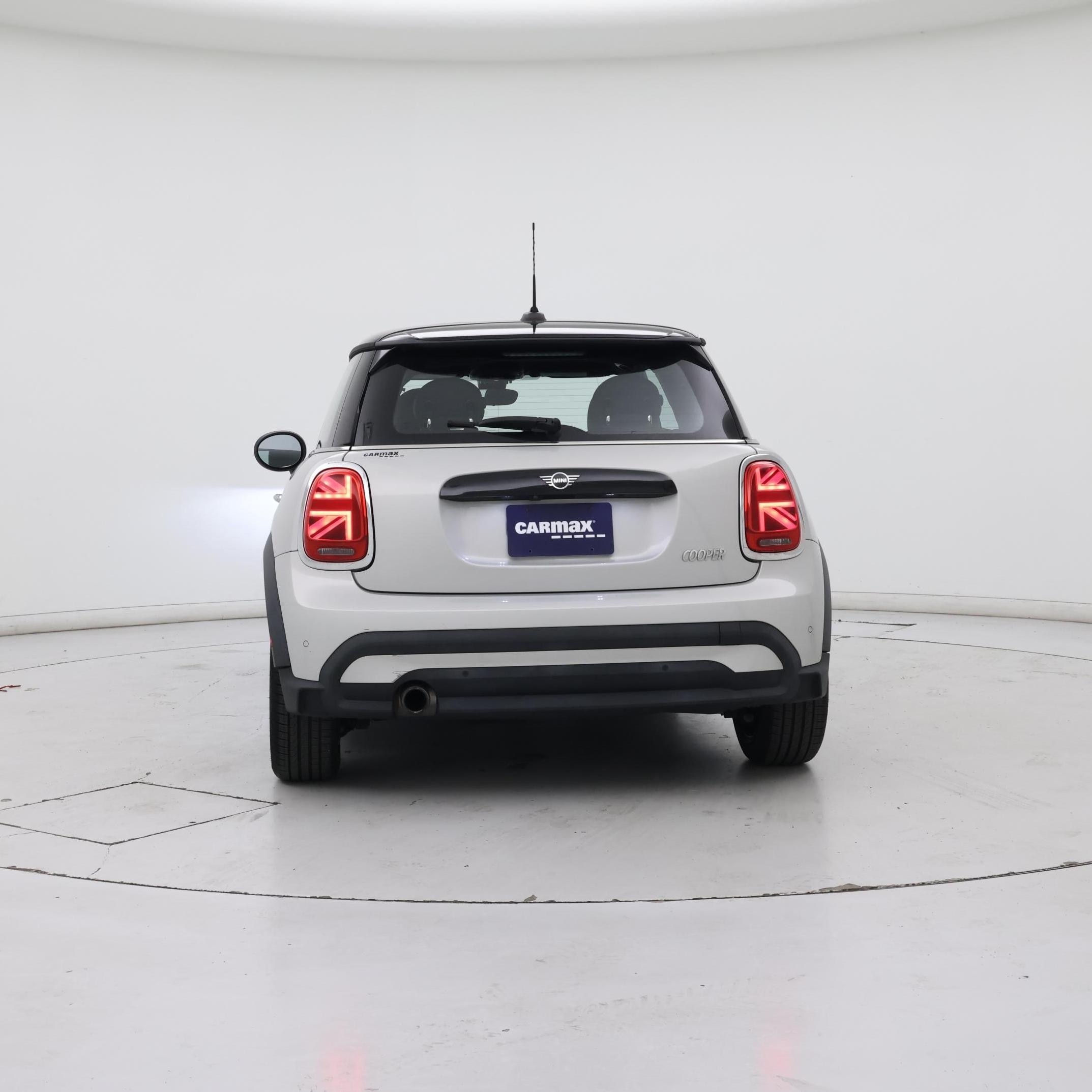 Thumbnail: 2022 MINI Cooper Hardtop - 6
