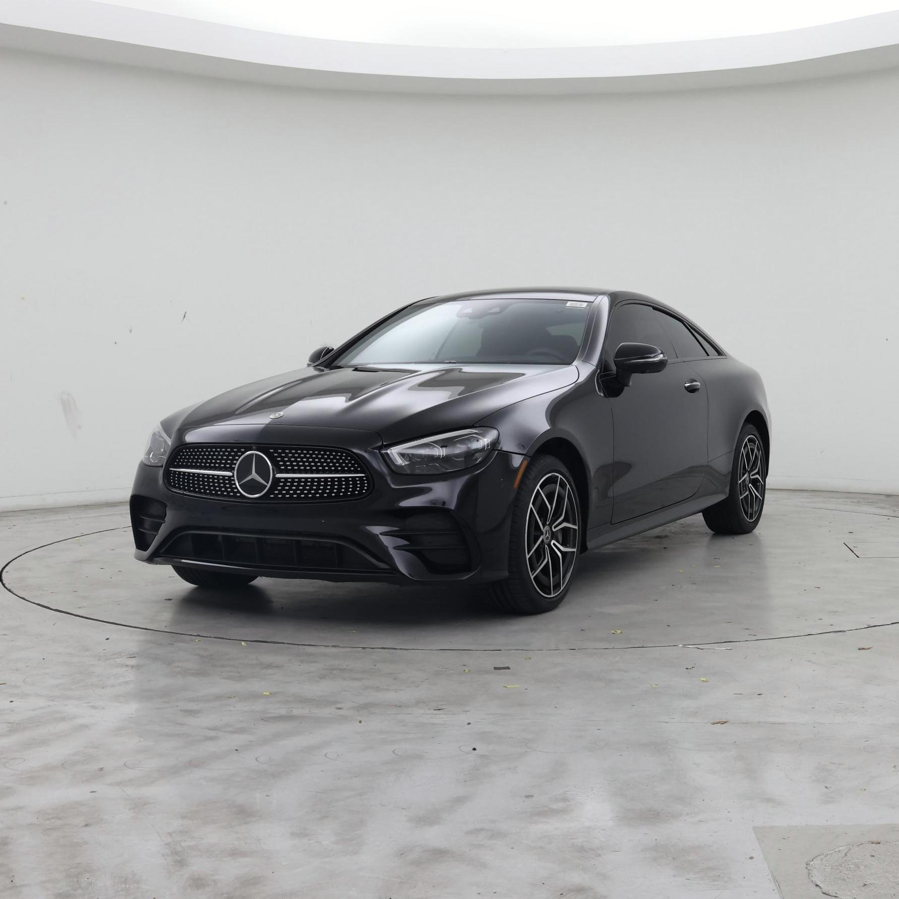 Thumbnail: 2023 Mercedes-Benz E-Class - 4
