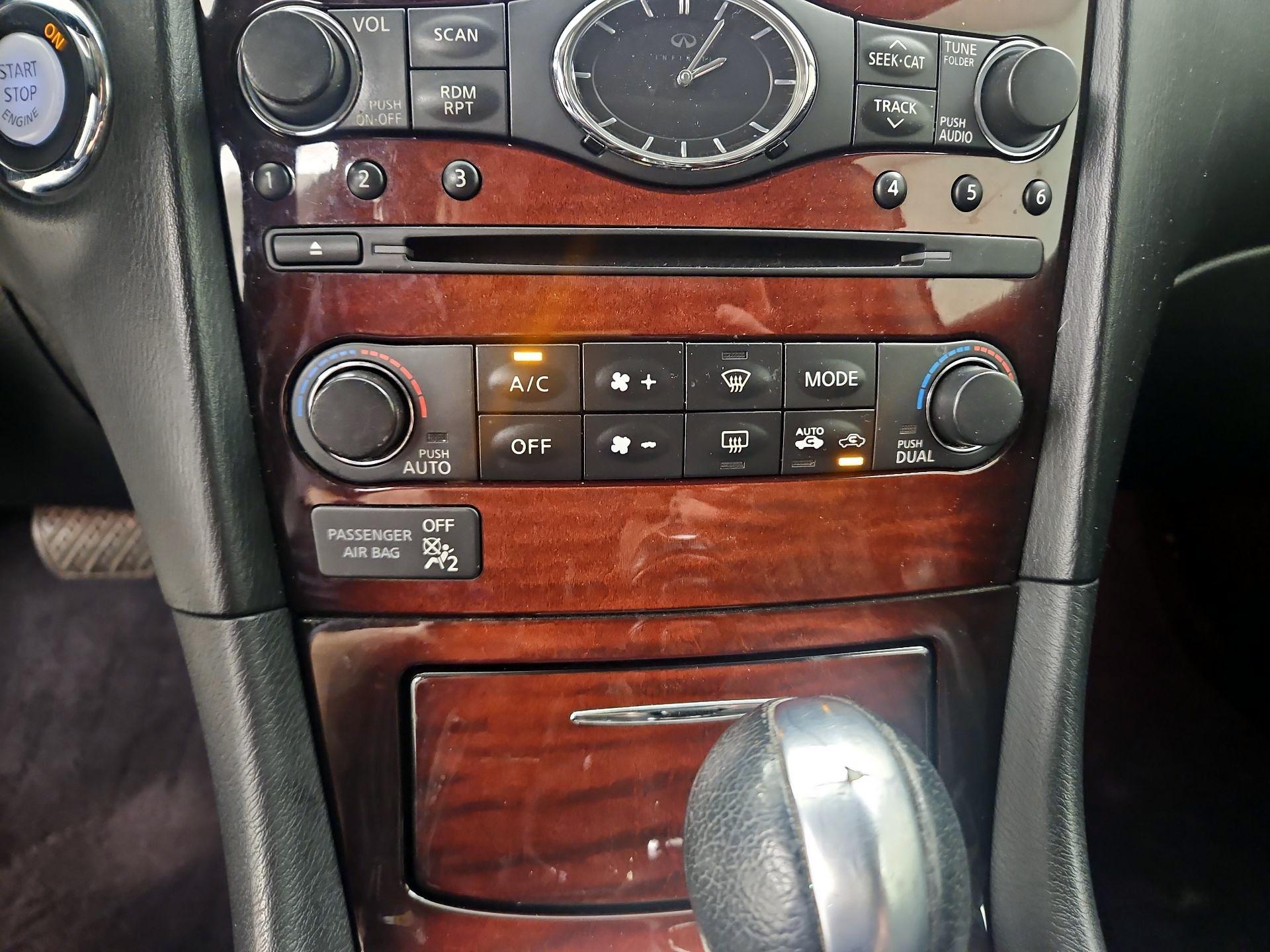 Thumbnail: 2016 INFINITI QX50 - 17