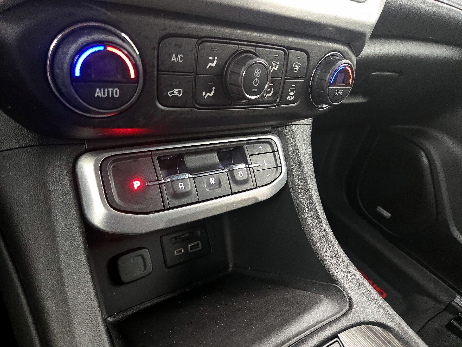 Thumbnail: 2020 GMC Acadia - 17