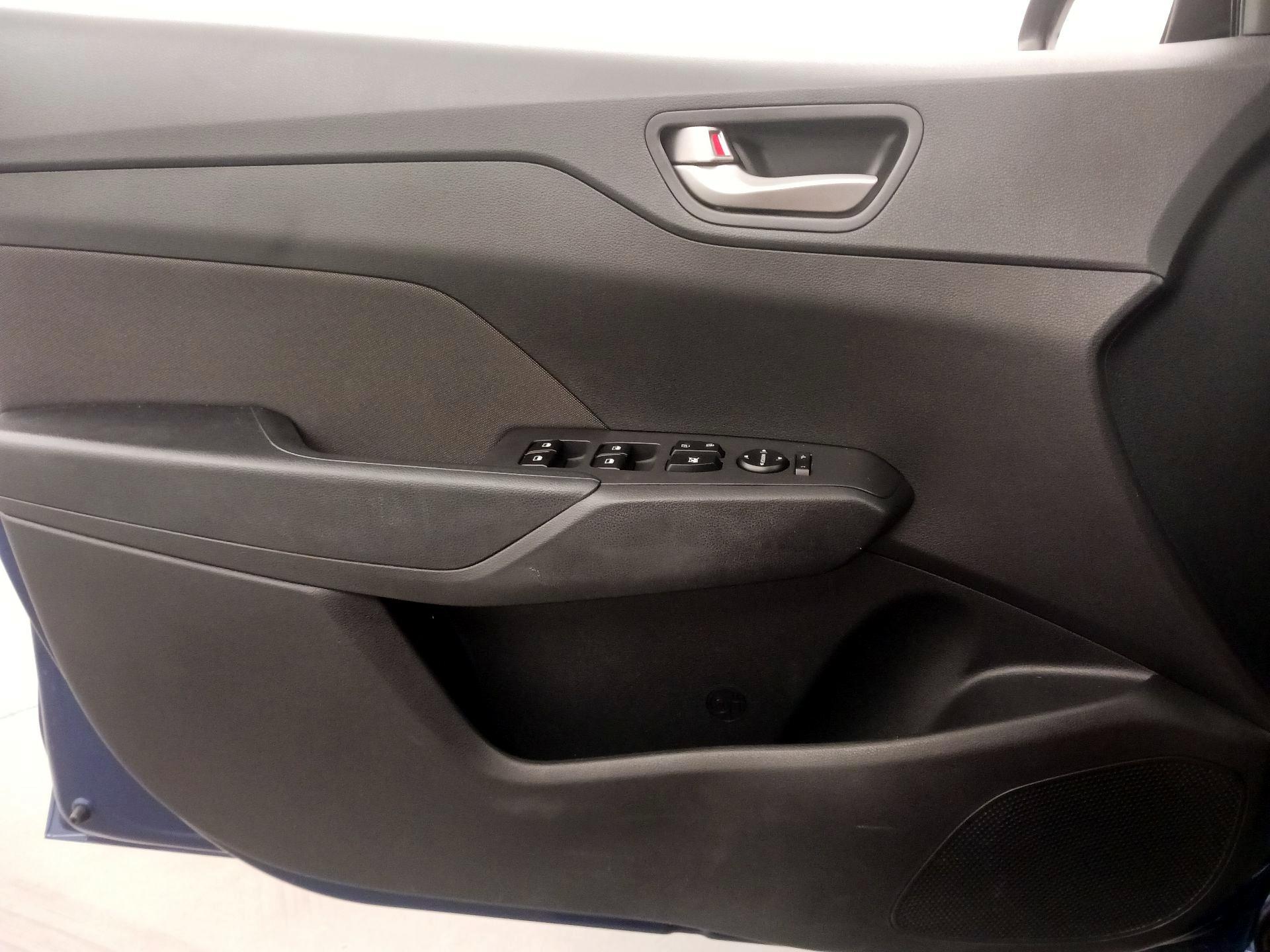Thumbnail: 2020 Hyundai Accent - 12