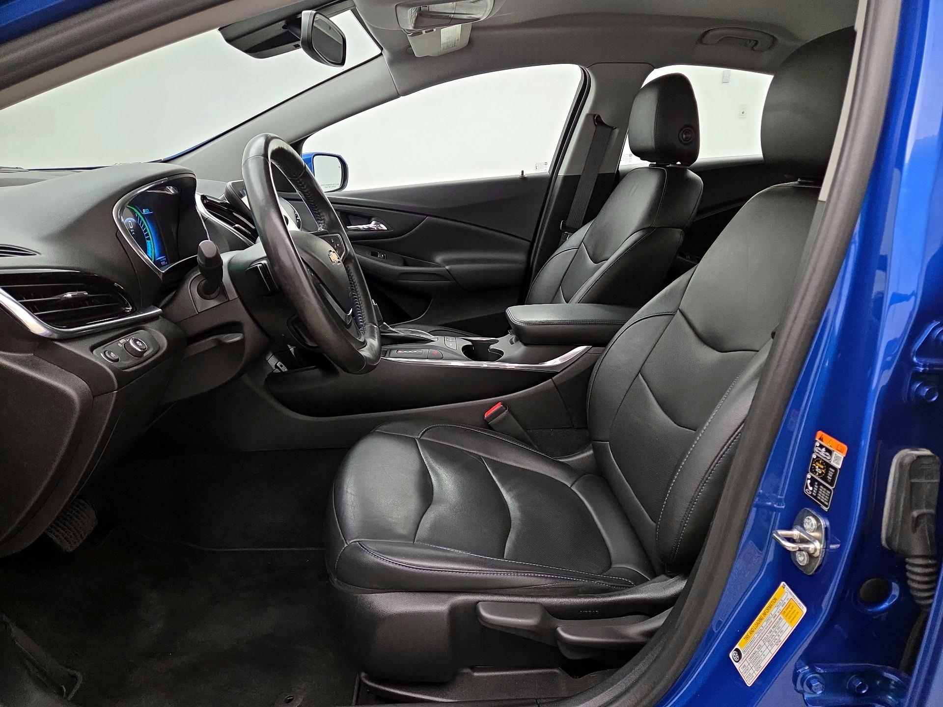 Thumbnail: 2018 Chevrolet Volt - 11