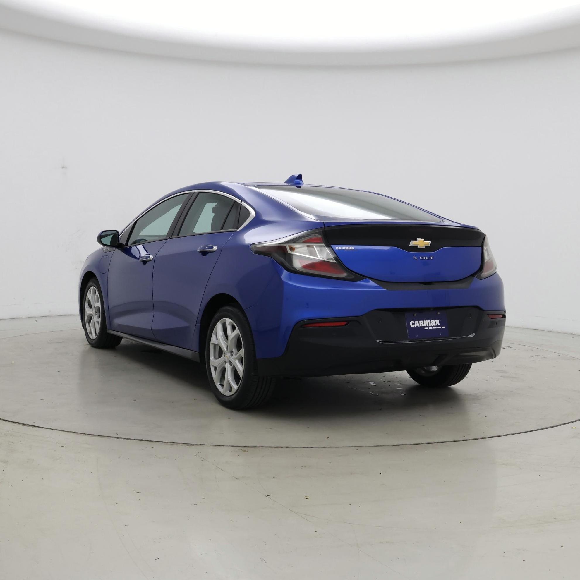 Thumbnail: 2018 Chevrolet Volt - 2