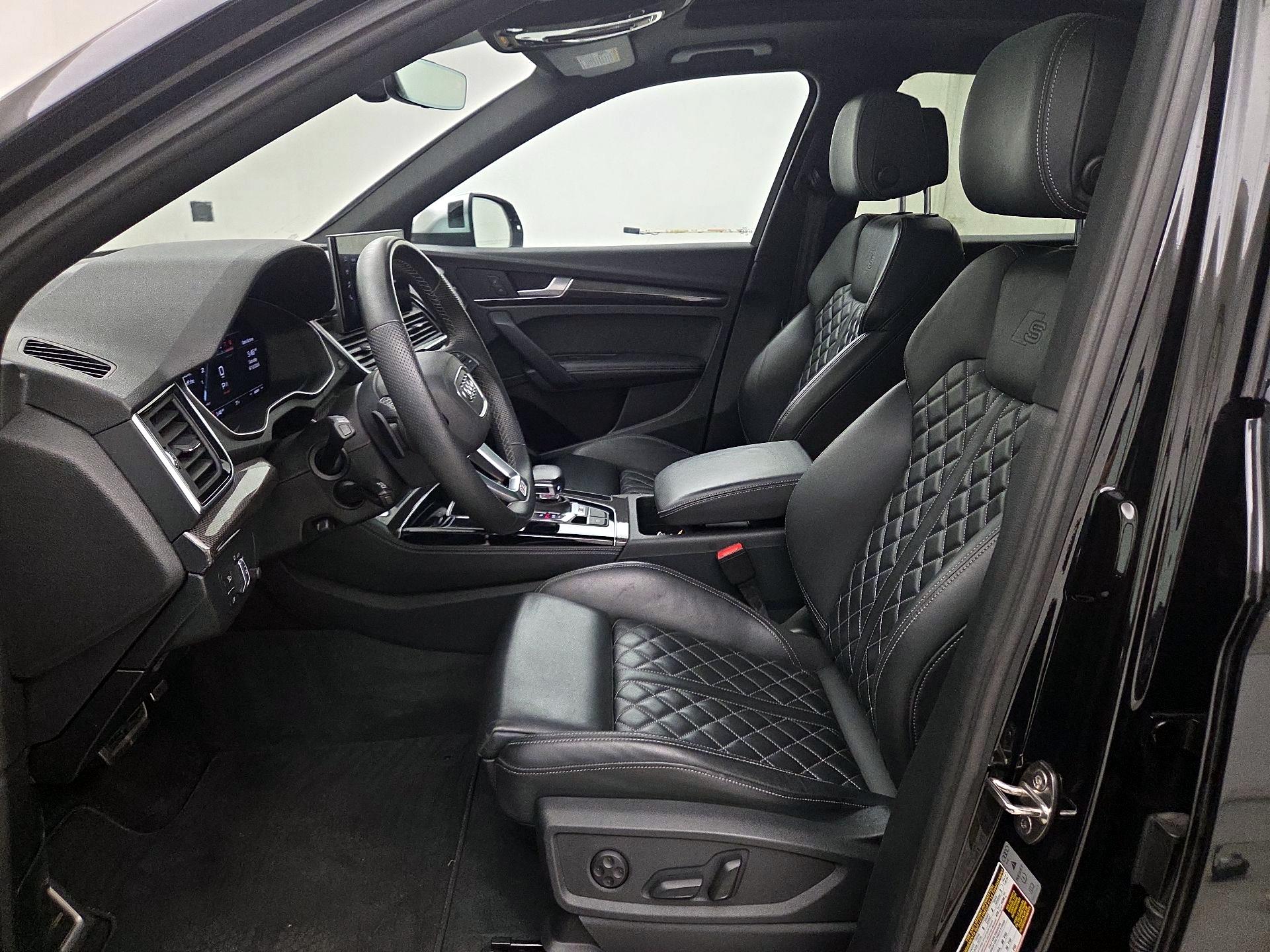 Thumbnail: 2022 Audi SQ5 - 9