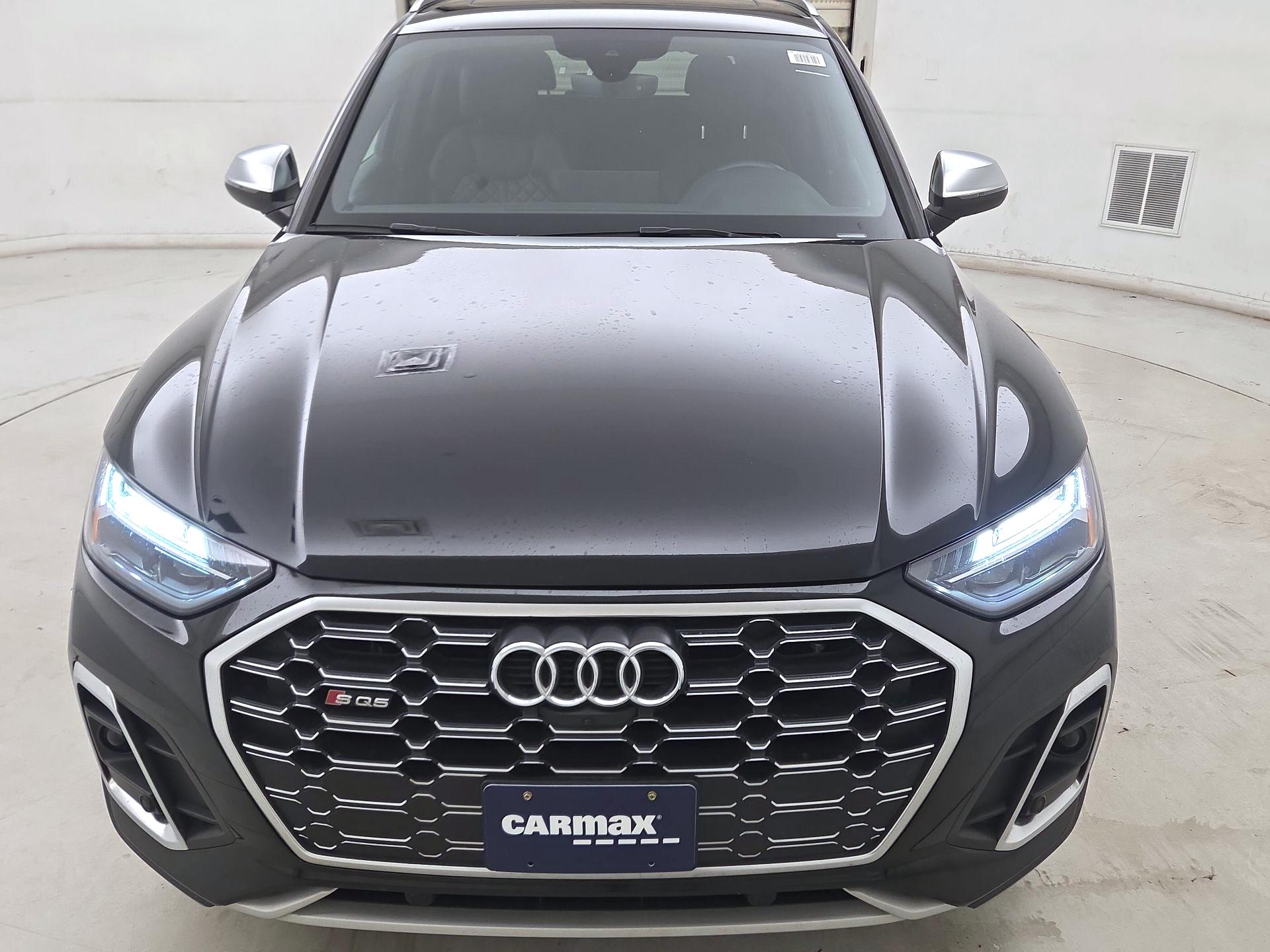 Thumbnail: 2022 Audi SQ5 - 2