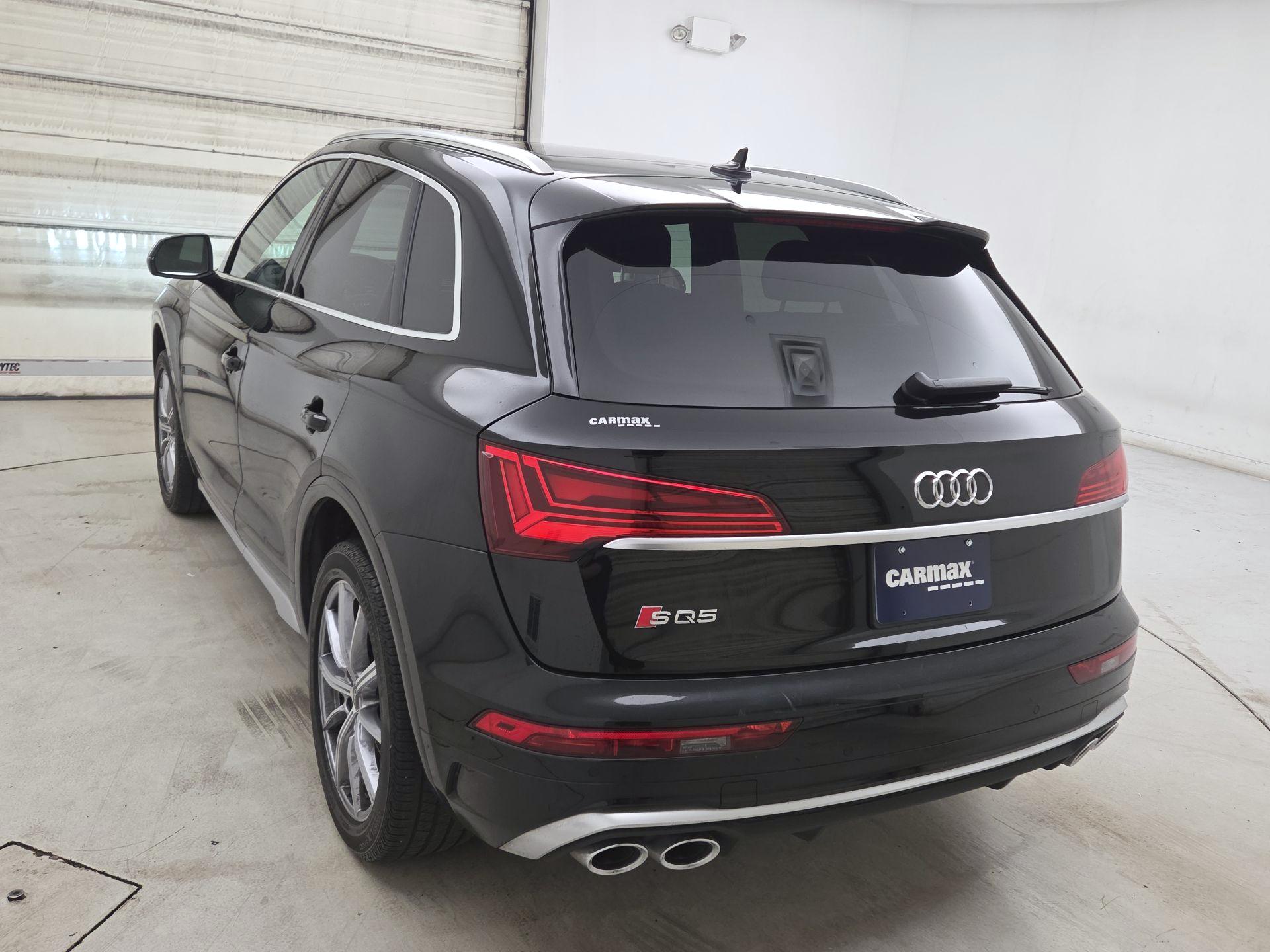 Thumbnail: 2022 Audi SQ5 - 7