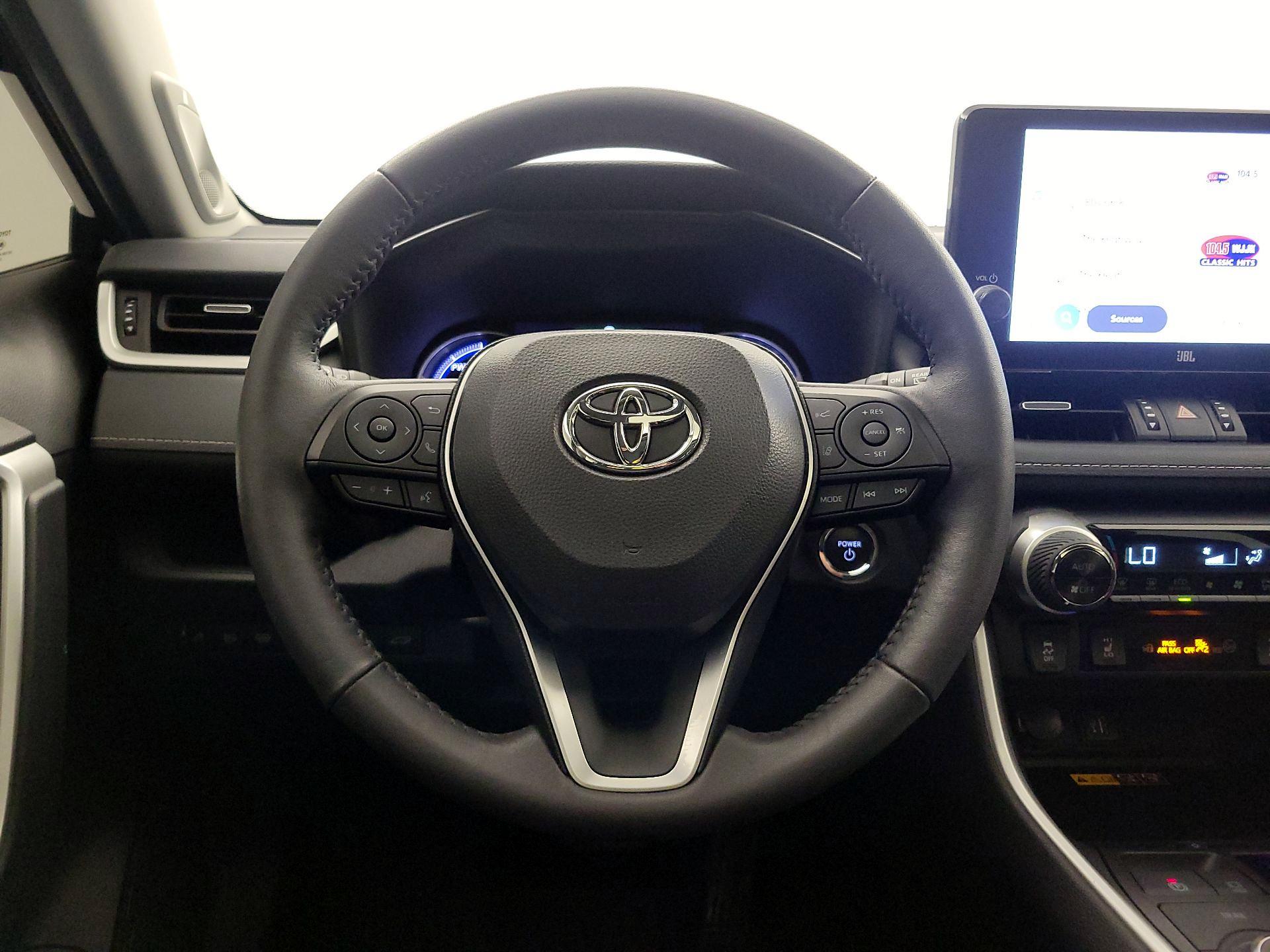 Thumbnail: 2024 Toyota RAV4 - 10
