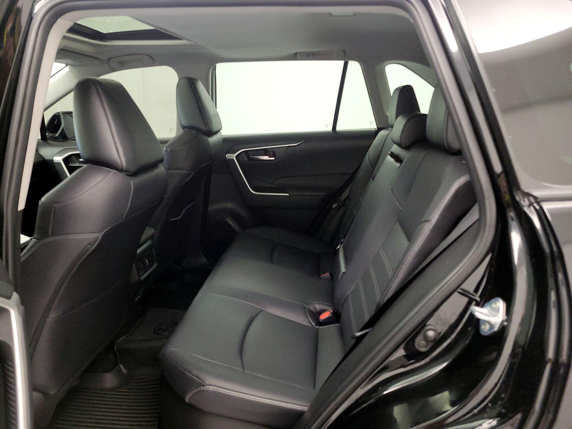 Thumbnail: 2024 Toyota RAV4 - 20