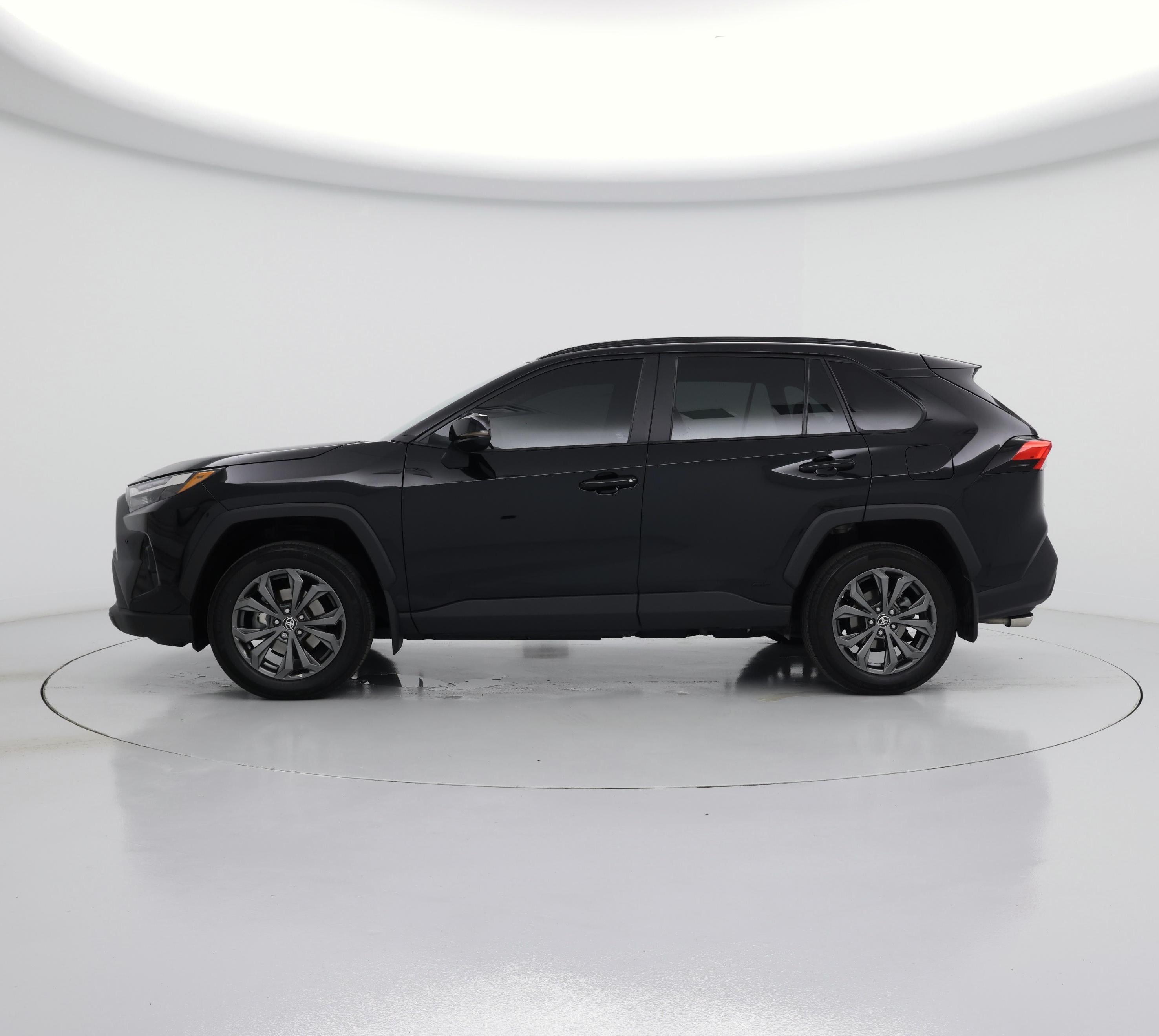 Thumbnail: 2024 Toyota RAV4 - 3