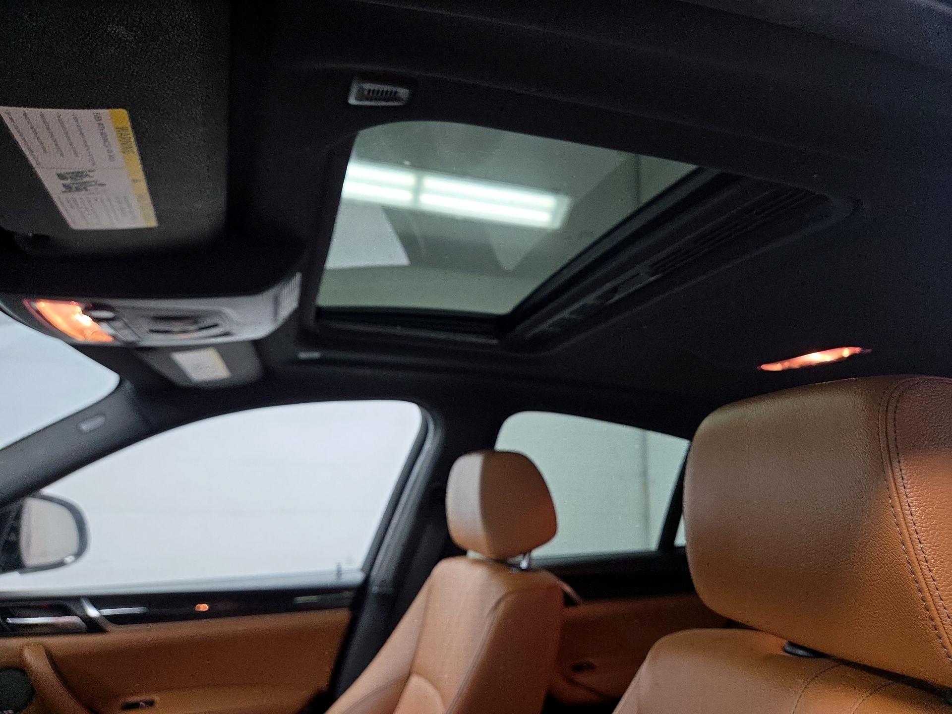 Thumbnail: 2017 BMW X4 - 20