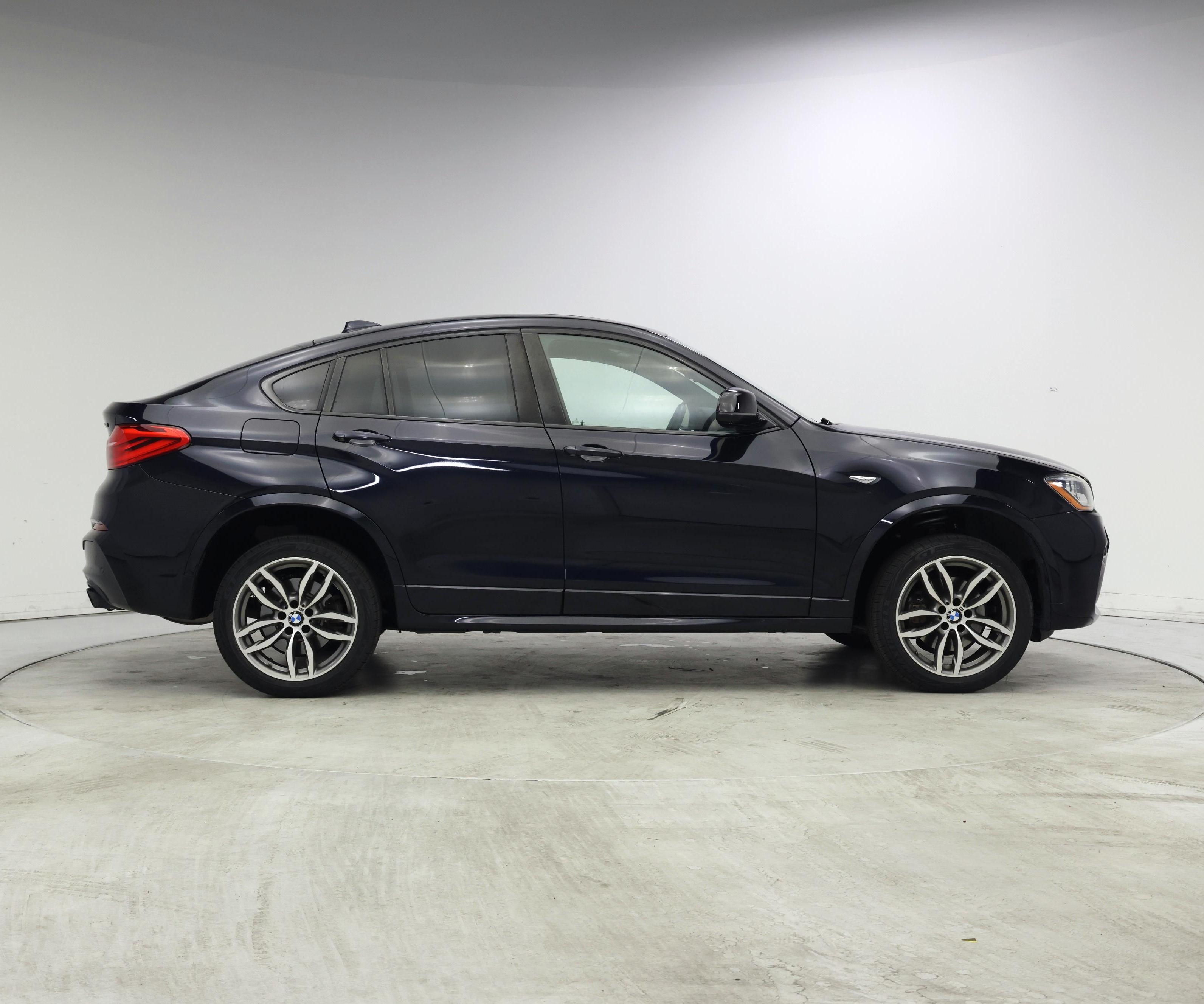 Thumbnail: 2017 BMW X4 - 7
