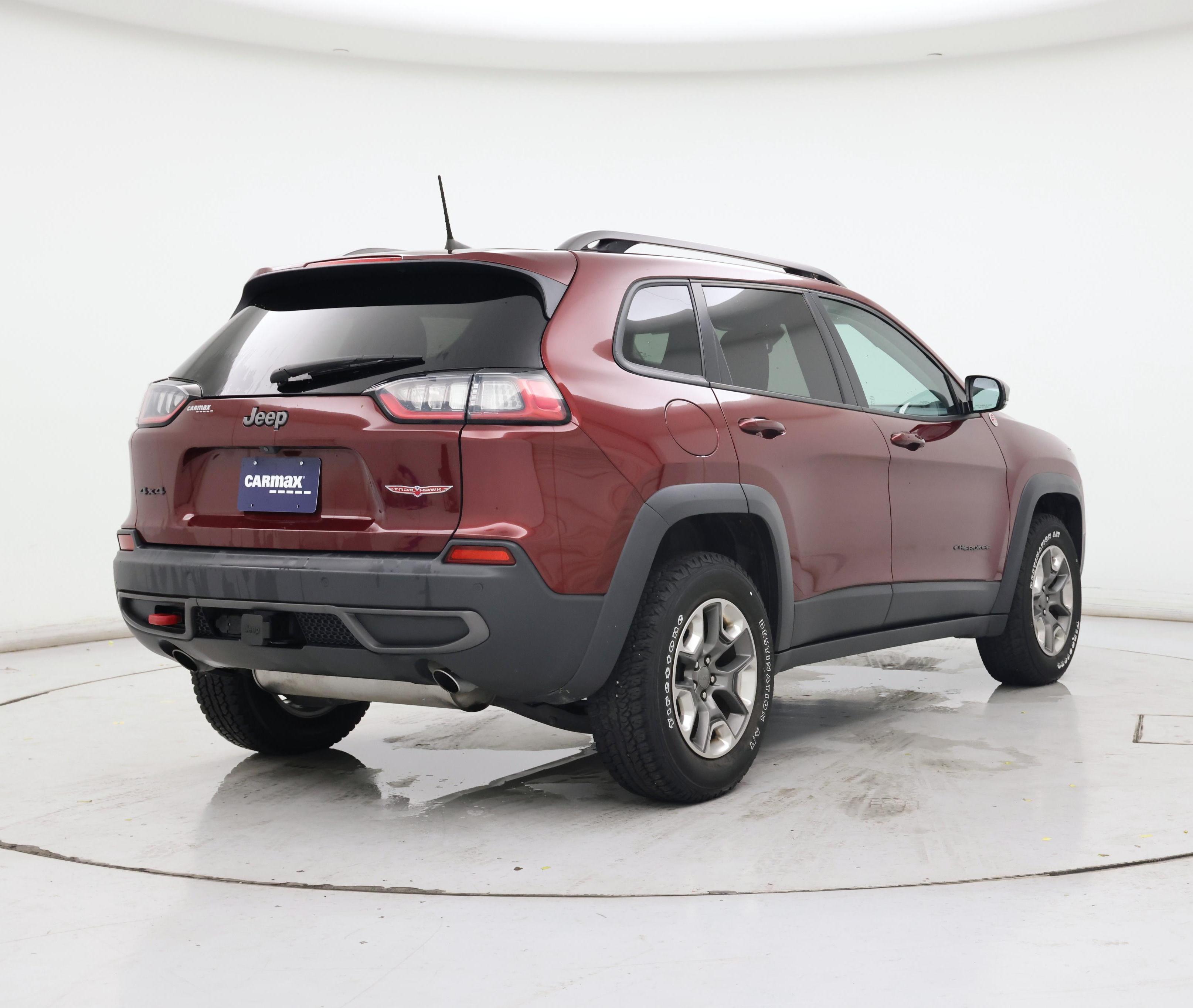 Thumbnail: 2019 Jeep Cherokee - 8