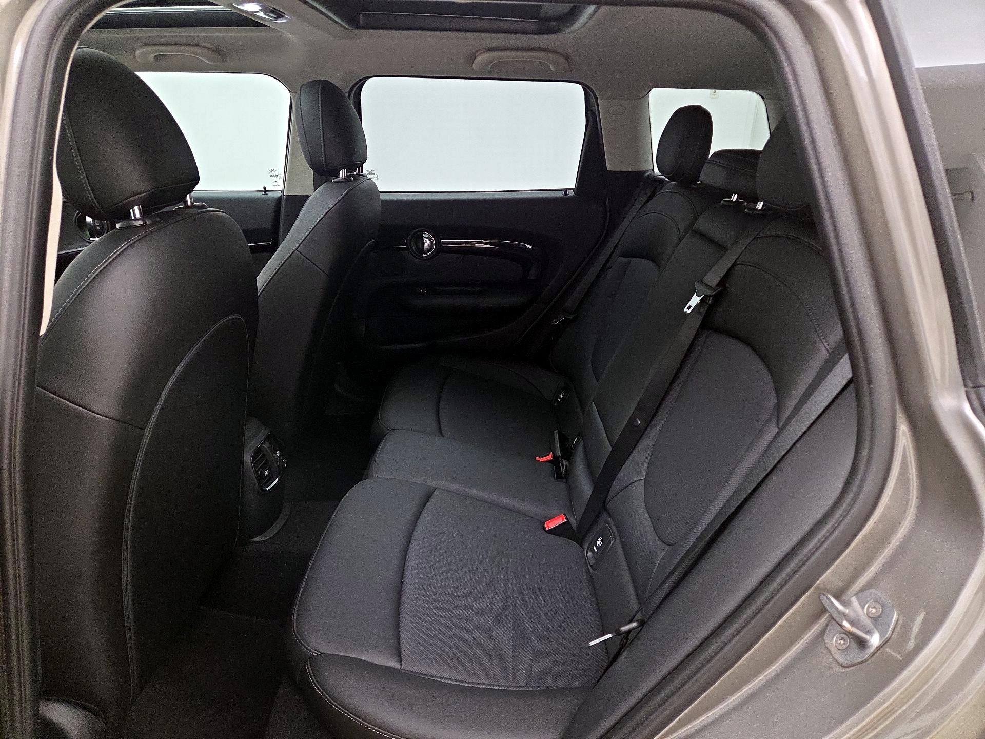 Thumbnail: 2019 MINI Cooper Clubman - 20