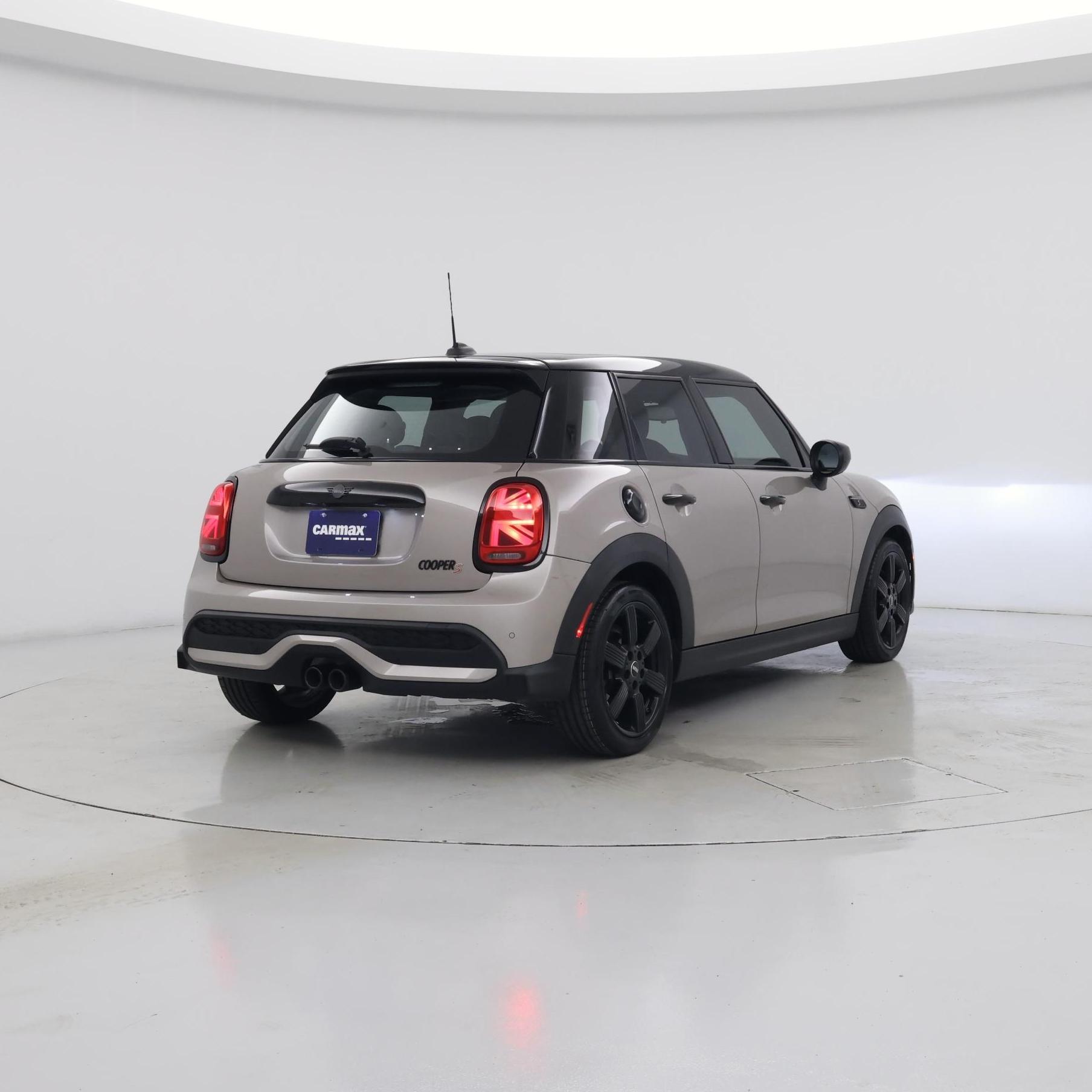 Thumbnail: 2023 MINI Cooper Hardtop - 8
