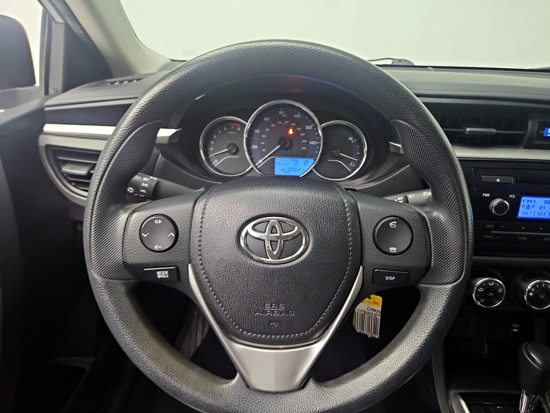 Thumbnail: 2015 Toyota Corolla - 10