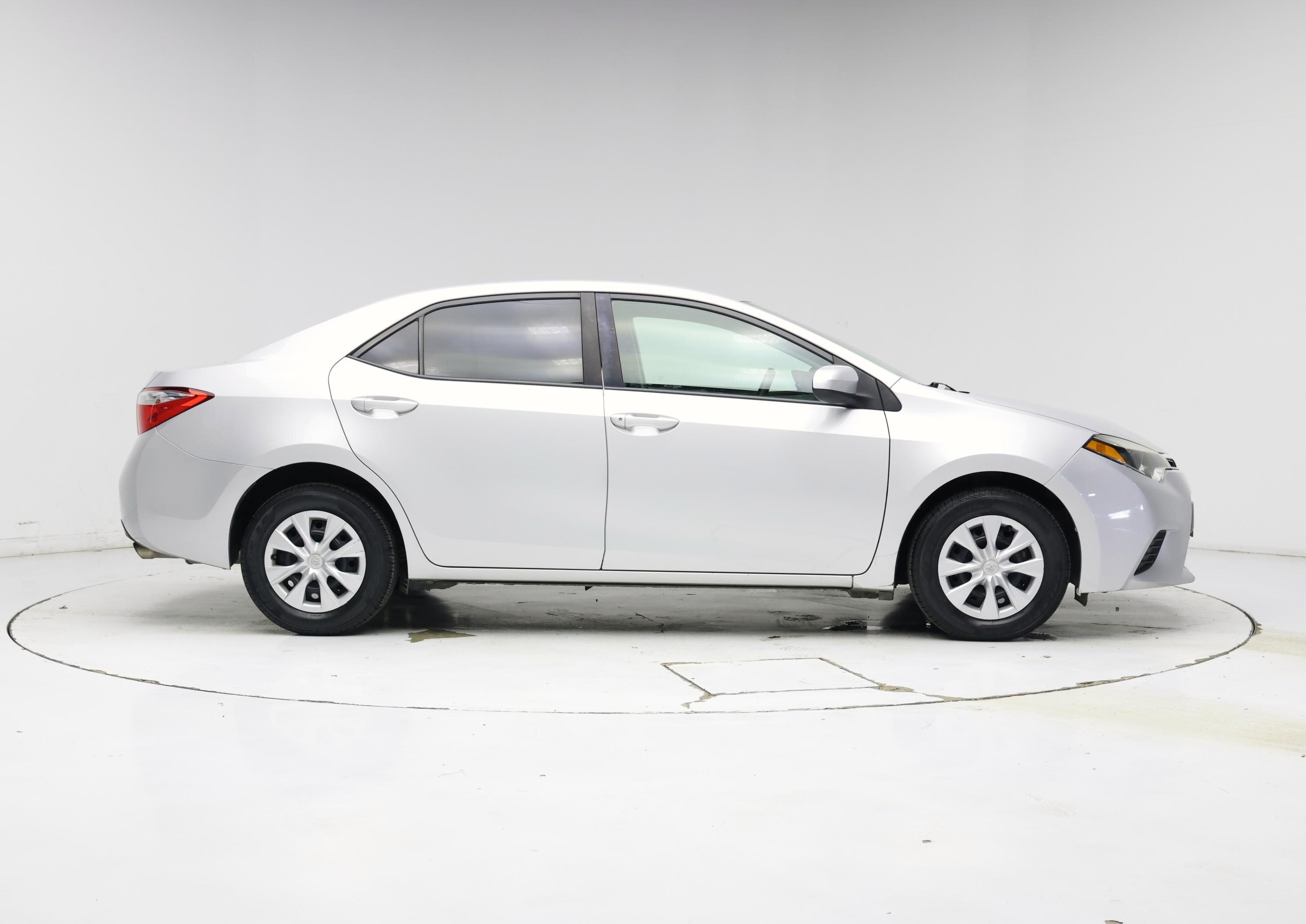 Thumbnail: 2015 Toyota Corolla - 7