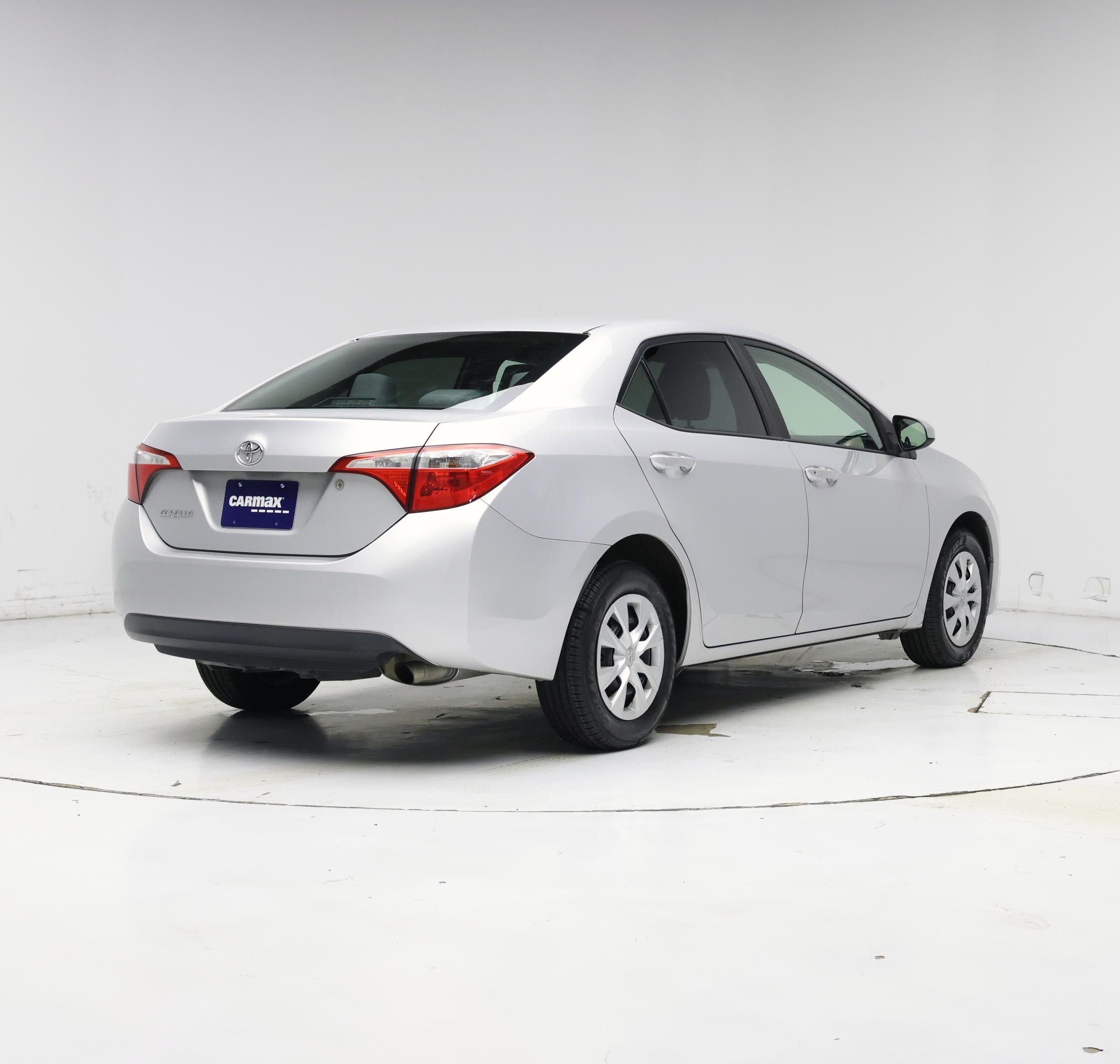 Thumbnail: 2015 Toyota Corolla - 8