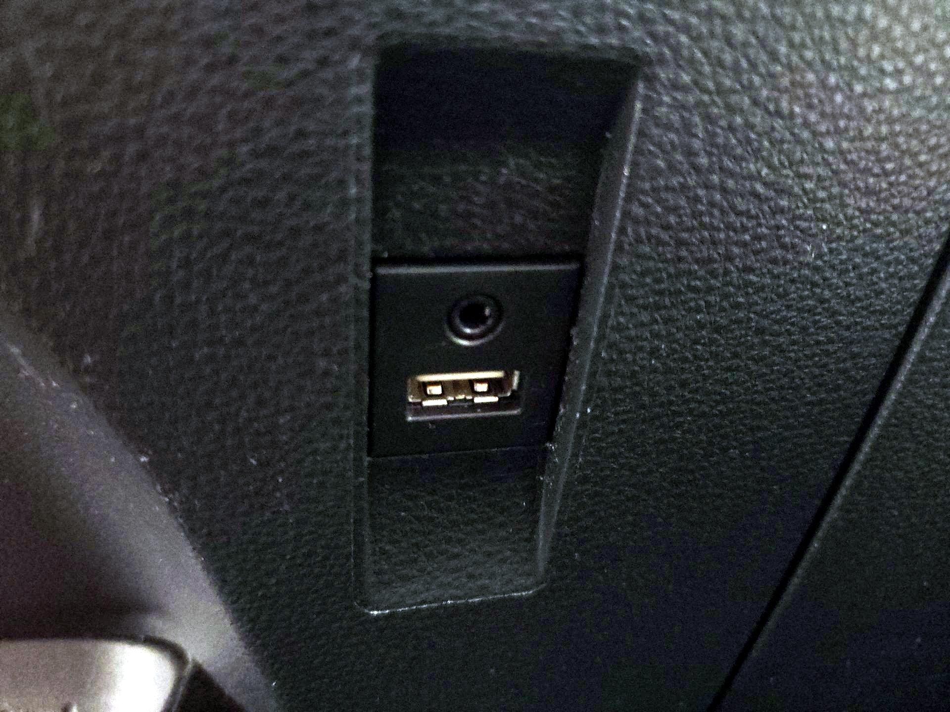 Thumbnail: 2020 Toyota Corolla - 18