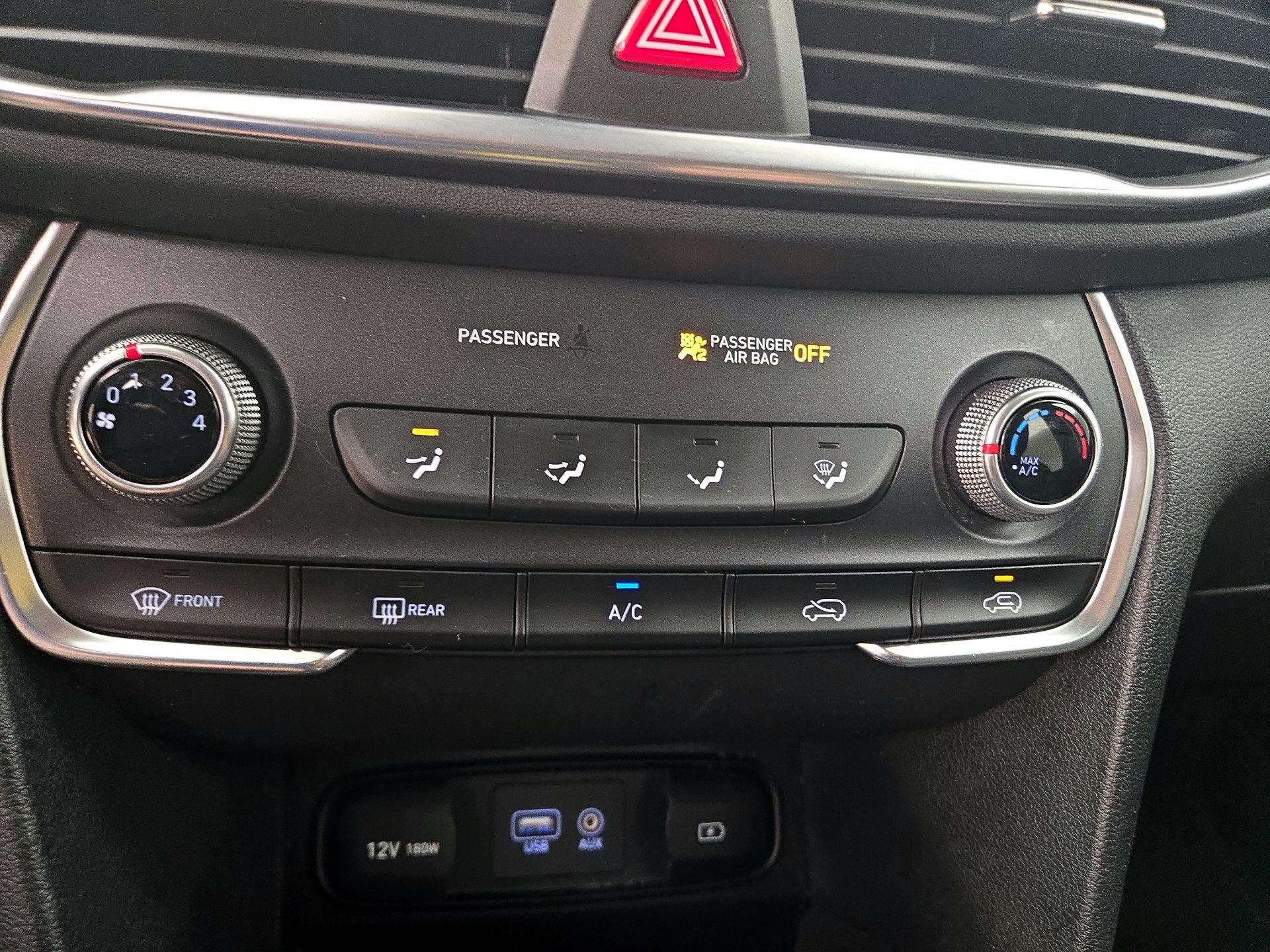 Thumbnail: 2019 Hyundai Santa Fe - 16