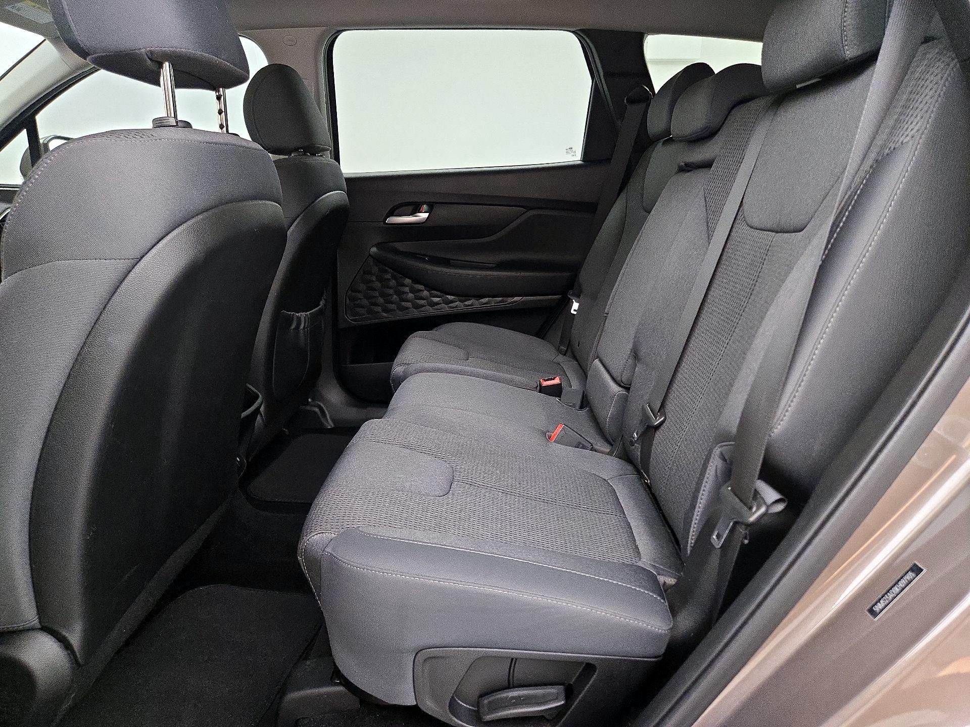 Thumbnail: 2019 Hyundai Santa Fe - 19