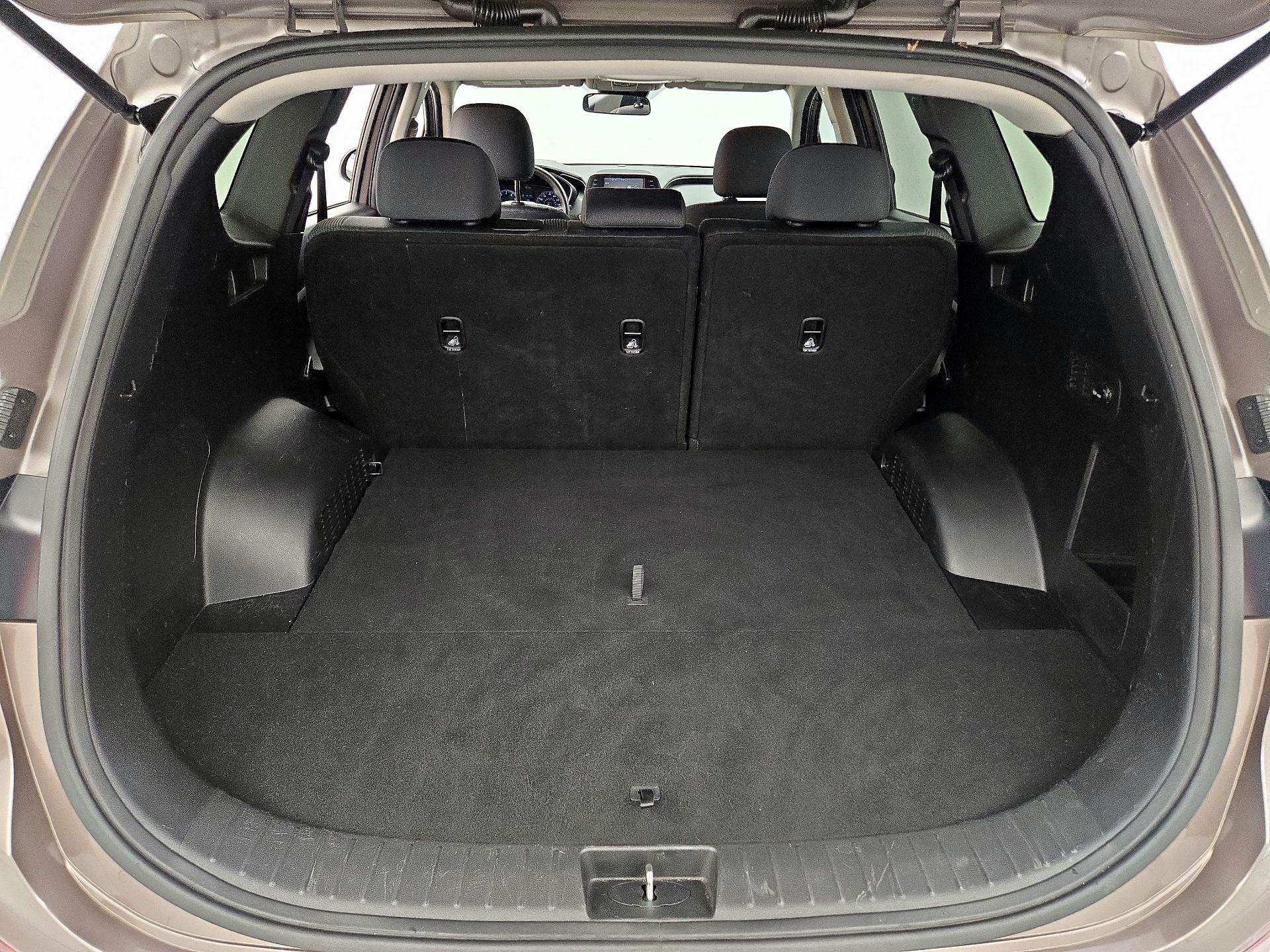 Thumbnail: 2019 Hyundai Santa Fe - 20