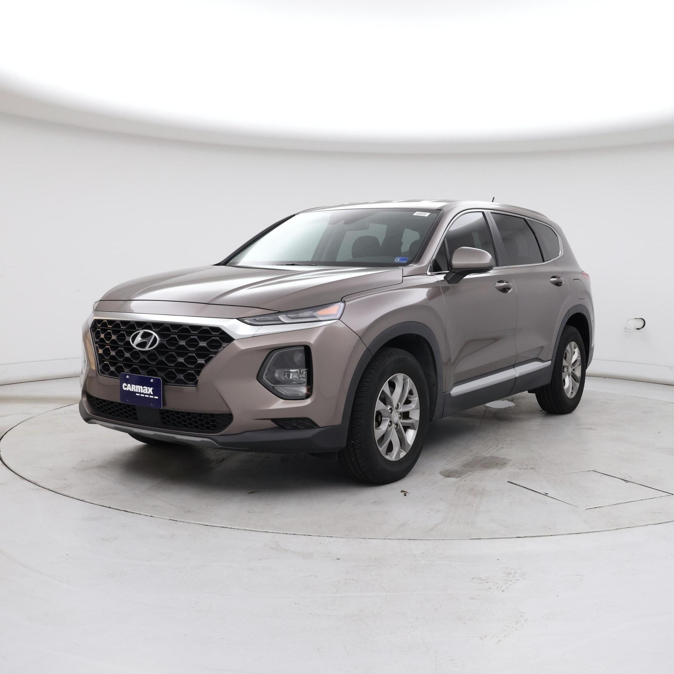 Thumbnail: 2019 Hyundai Santa Fe - 4