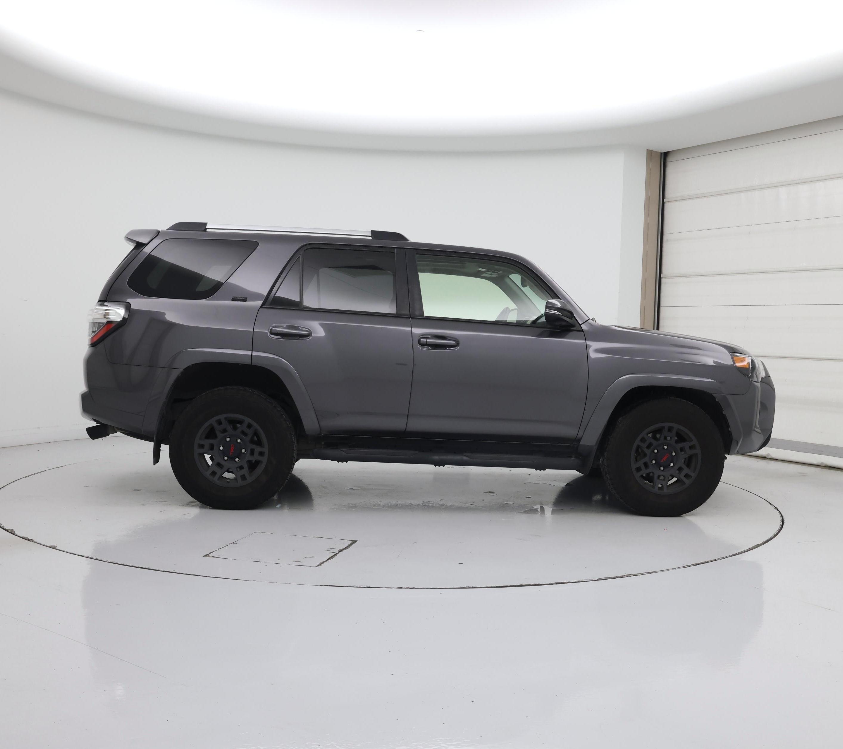 Thumbnail: 2021 Toyota 4Runner - 7