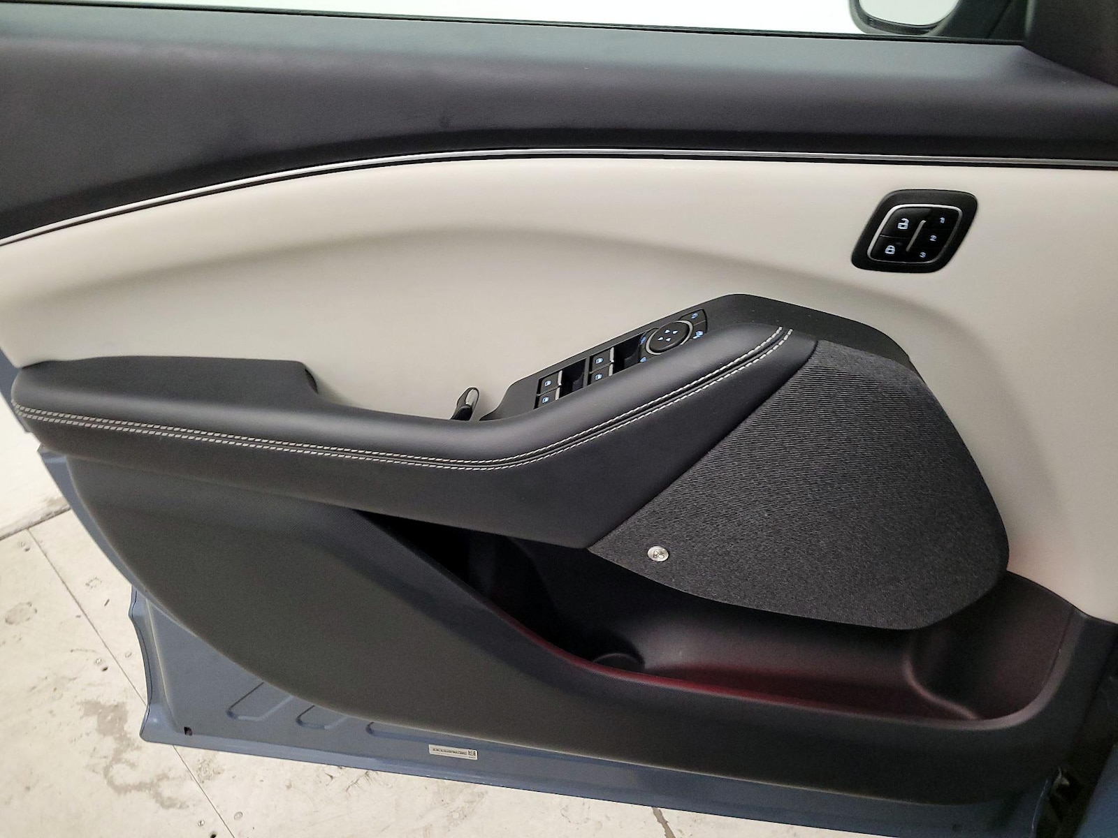 2023 Ford Mustang Mach-E Premium AWD - Photo 13