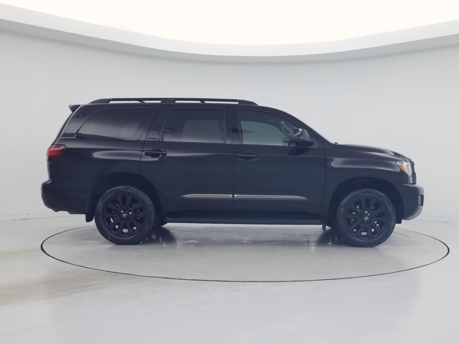 2022 Toyota Sequoia Nightshade - Photo 8