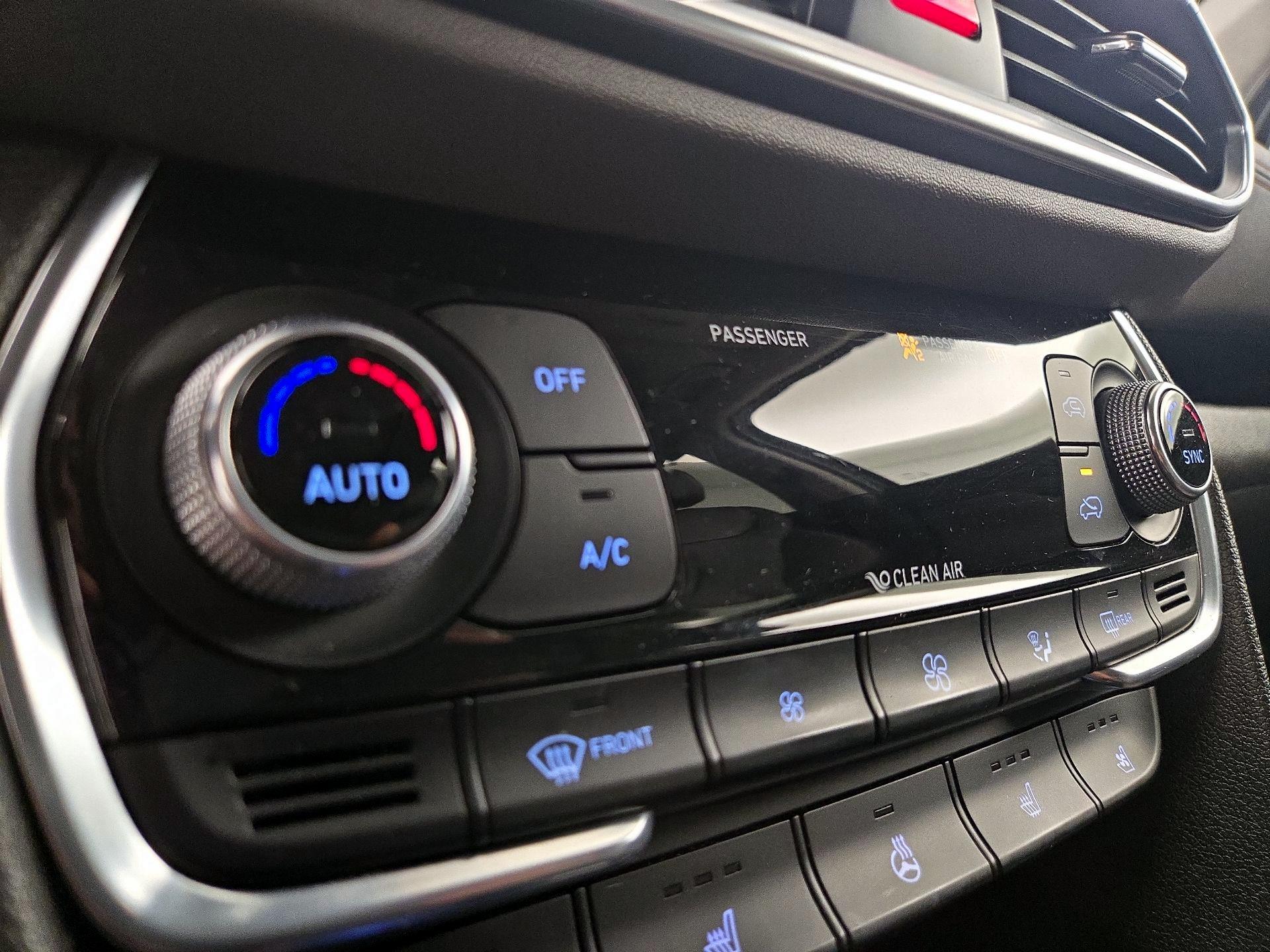 Thumbnail: 2020 Hyundai Santa Fe - 17