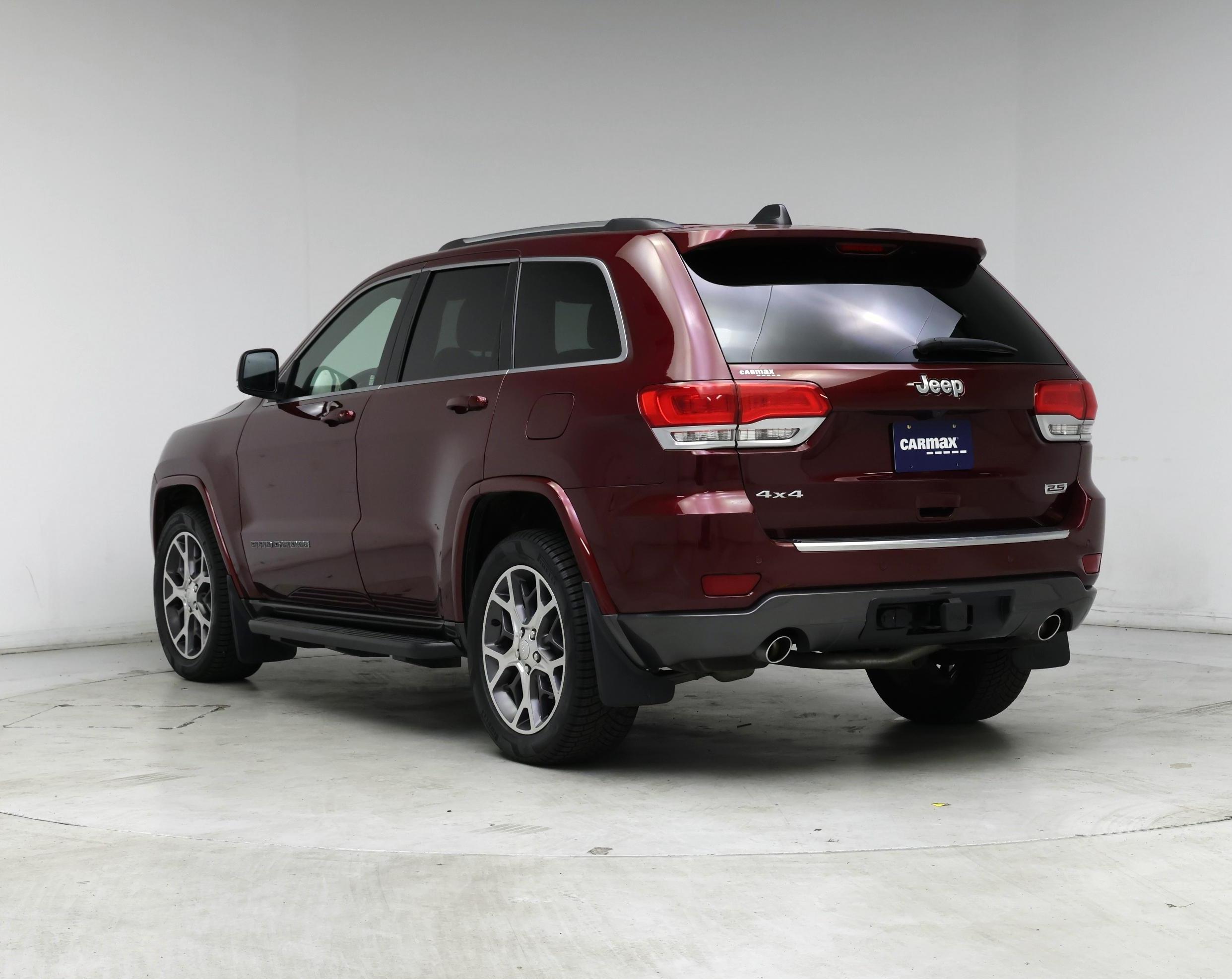 Thumbnail: 2018 Jeep Grand Cherokee - 2