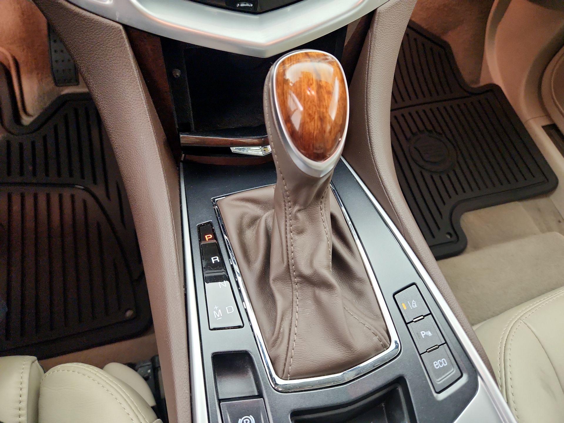 Thumbnail: 2016 Cadillac SRX - 16