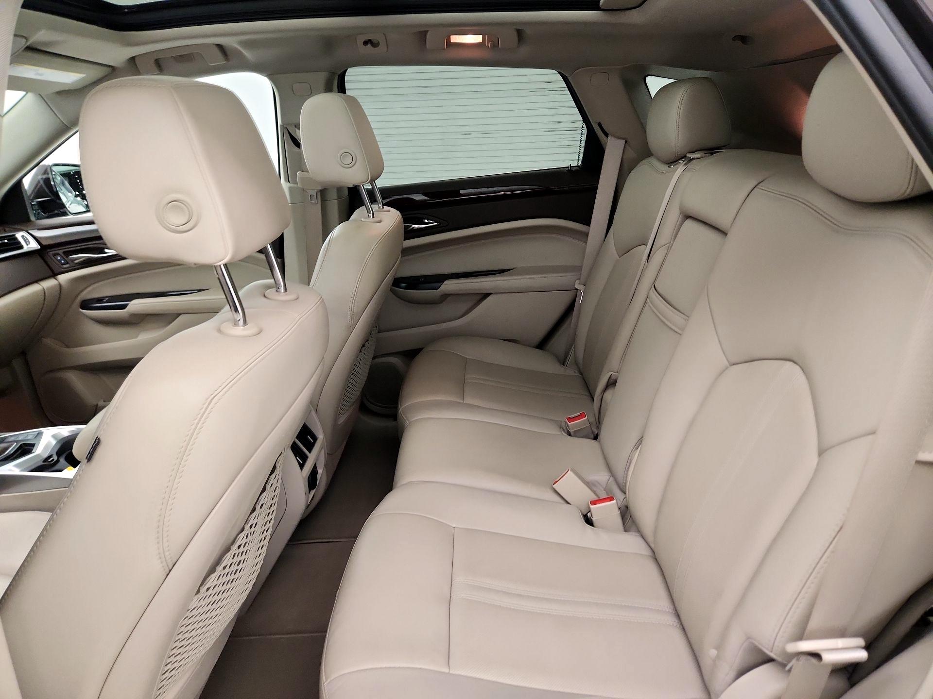 Thumbnail: 2016 Cadillac SRX - 18