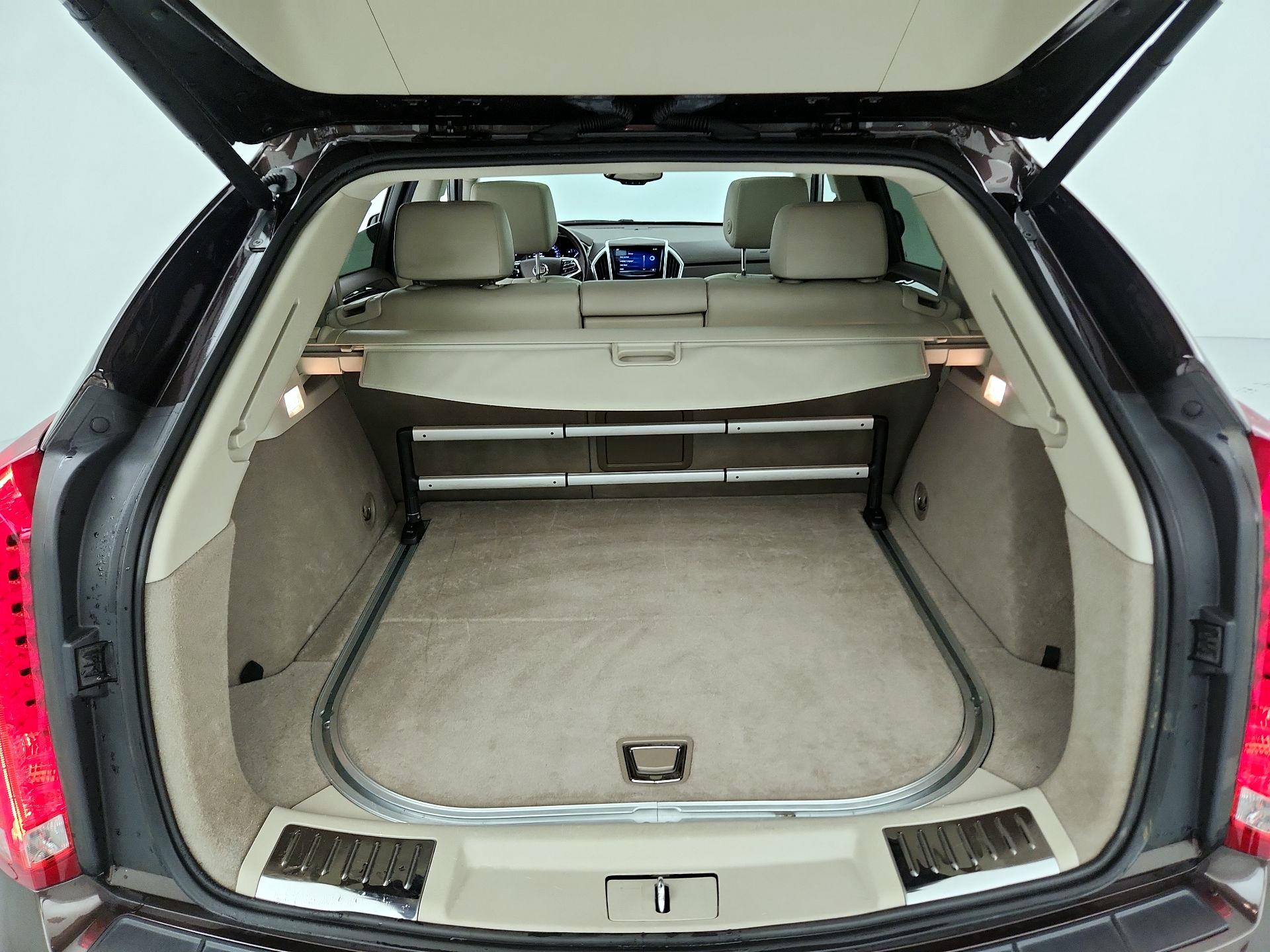 Thumbnail: 2016 Cadillac SRX - 19
