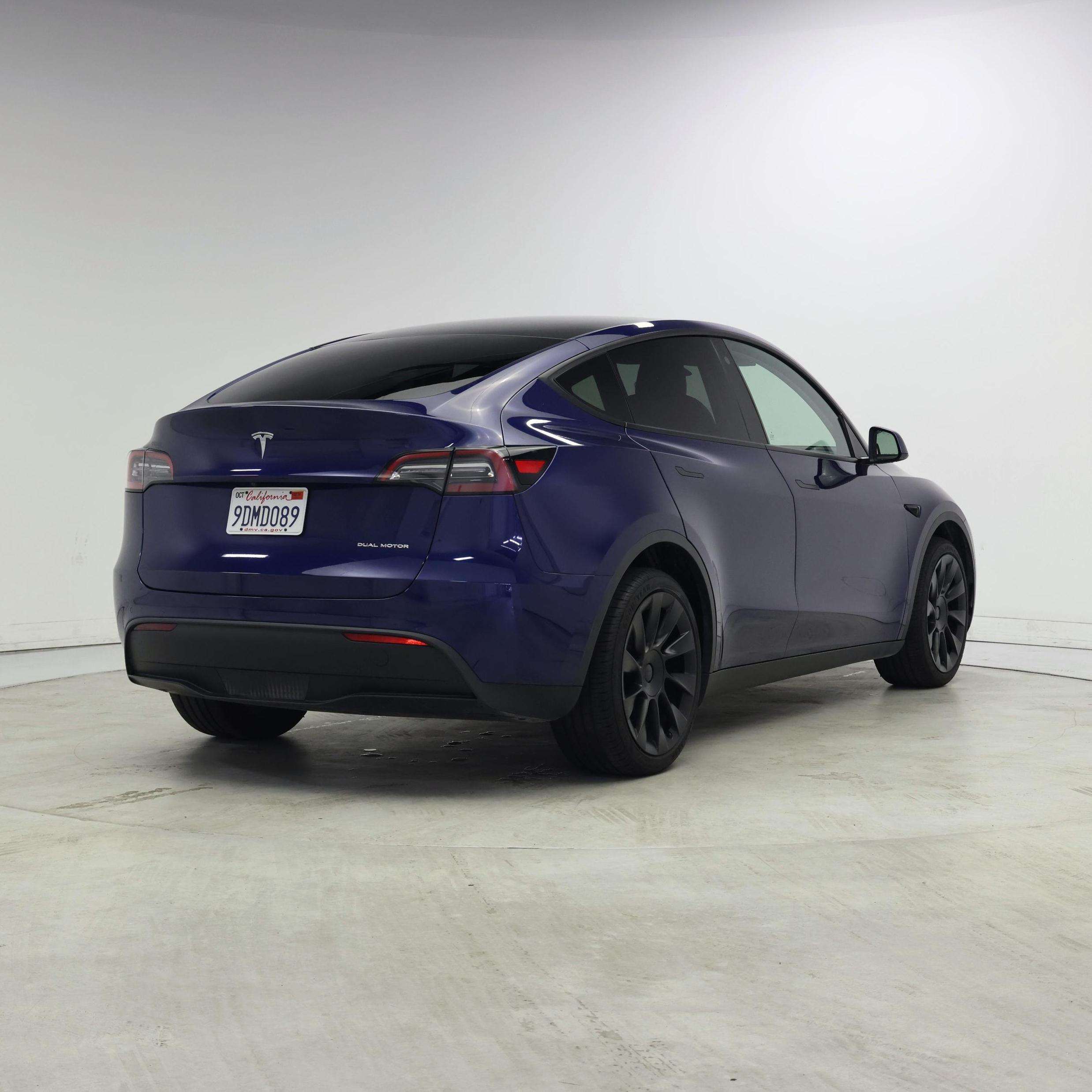 Thumbnail: 2022 Tesla Model Y - 8