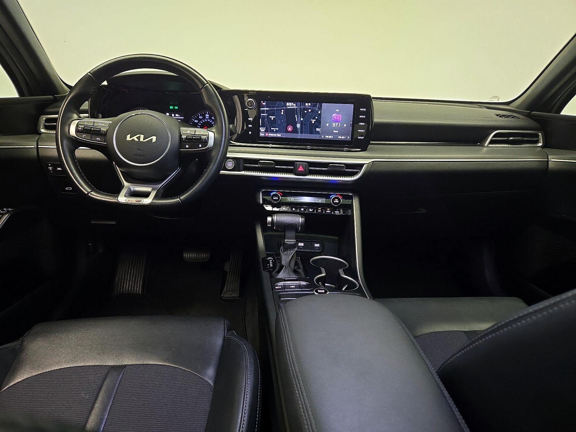Thumbnail: 2022 Kia K5 - 9