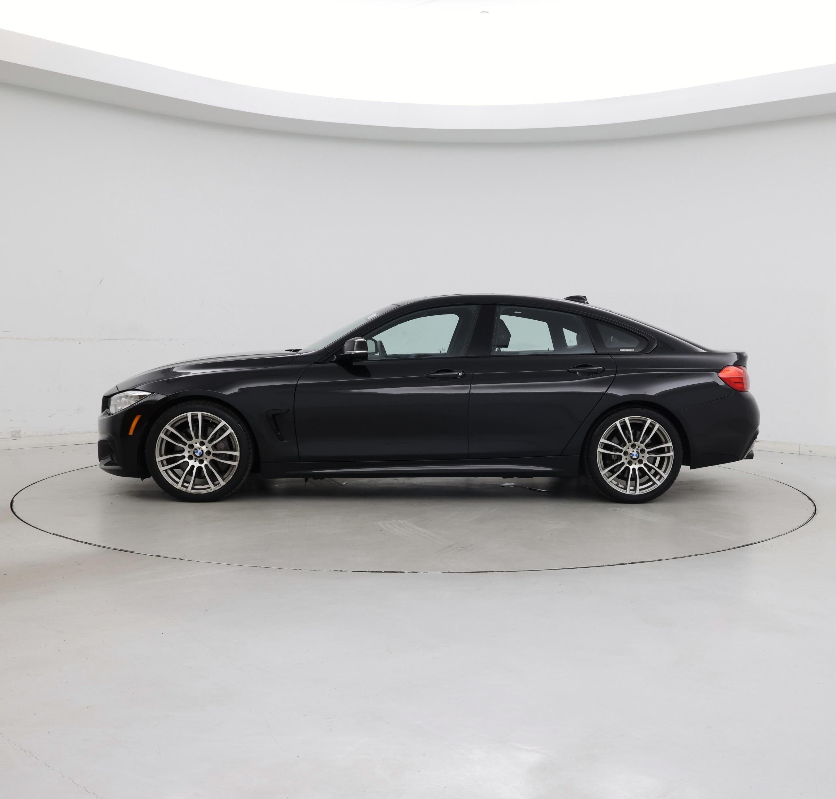 Thumbnail: 2016 BMW 4 Series - 3