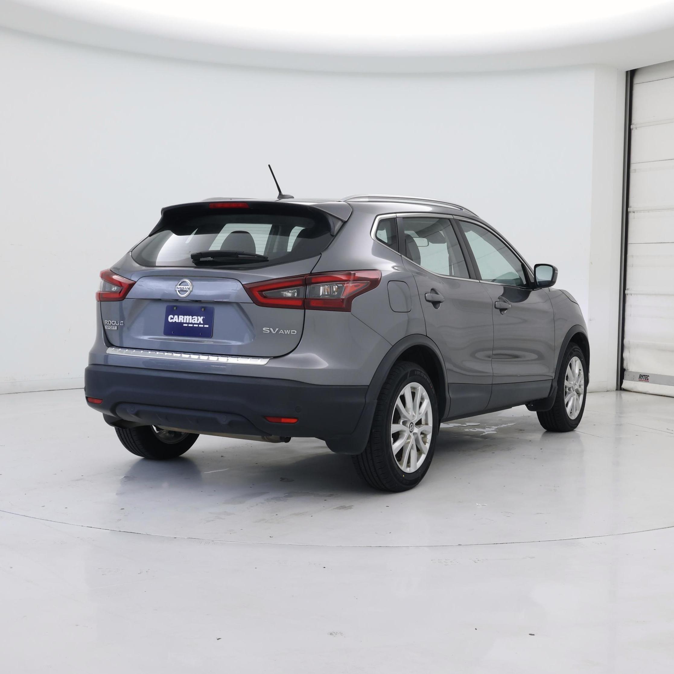 Thumbnail: 2021 Nissan Rogue Sport - 8