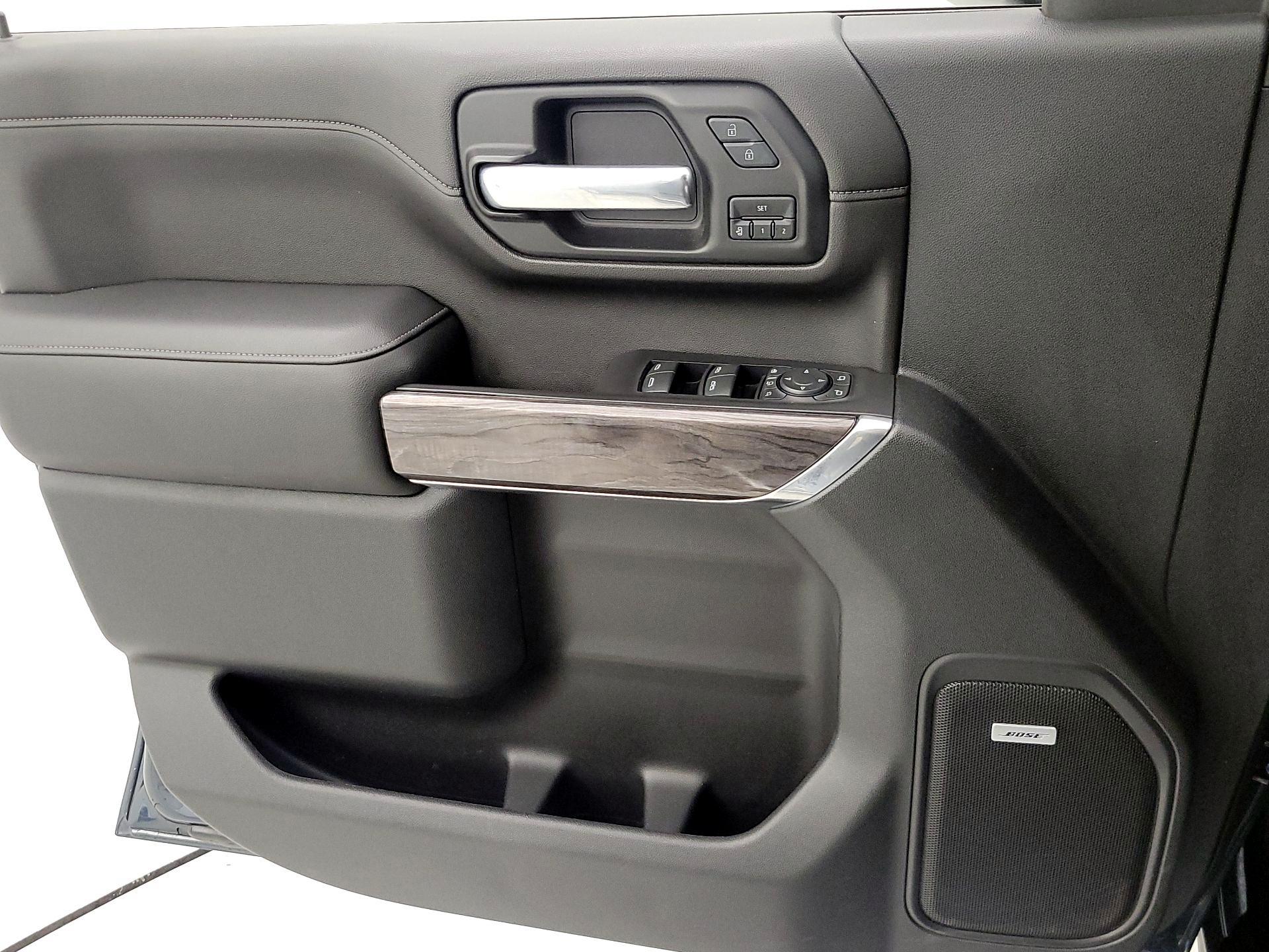 Thumbnail: 2020 Chevrolet Silverado 2500 - 12
