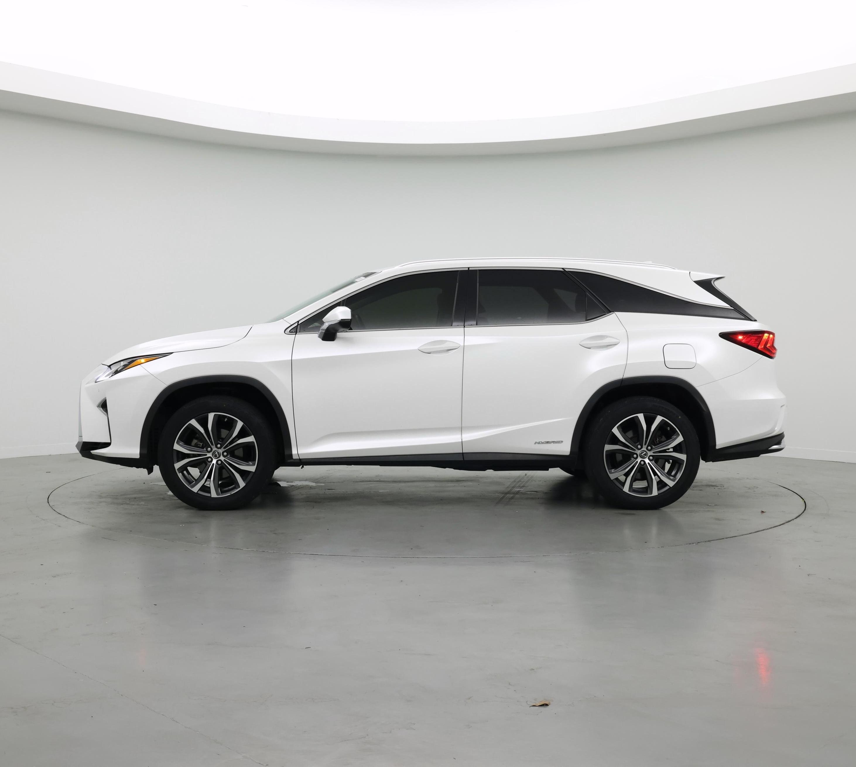 Thumbnail: 2018 Lexus RX - 3